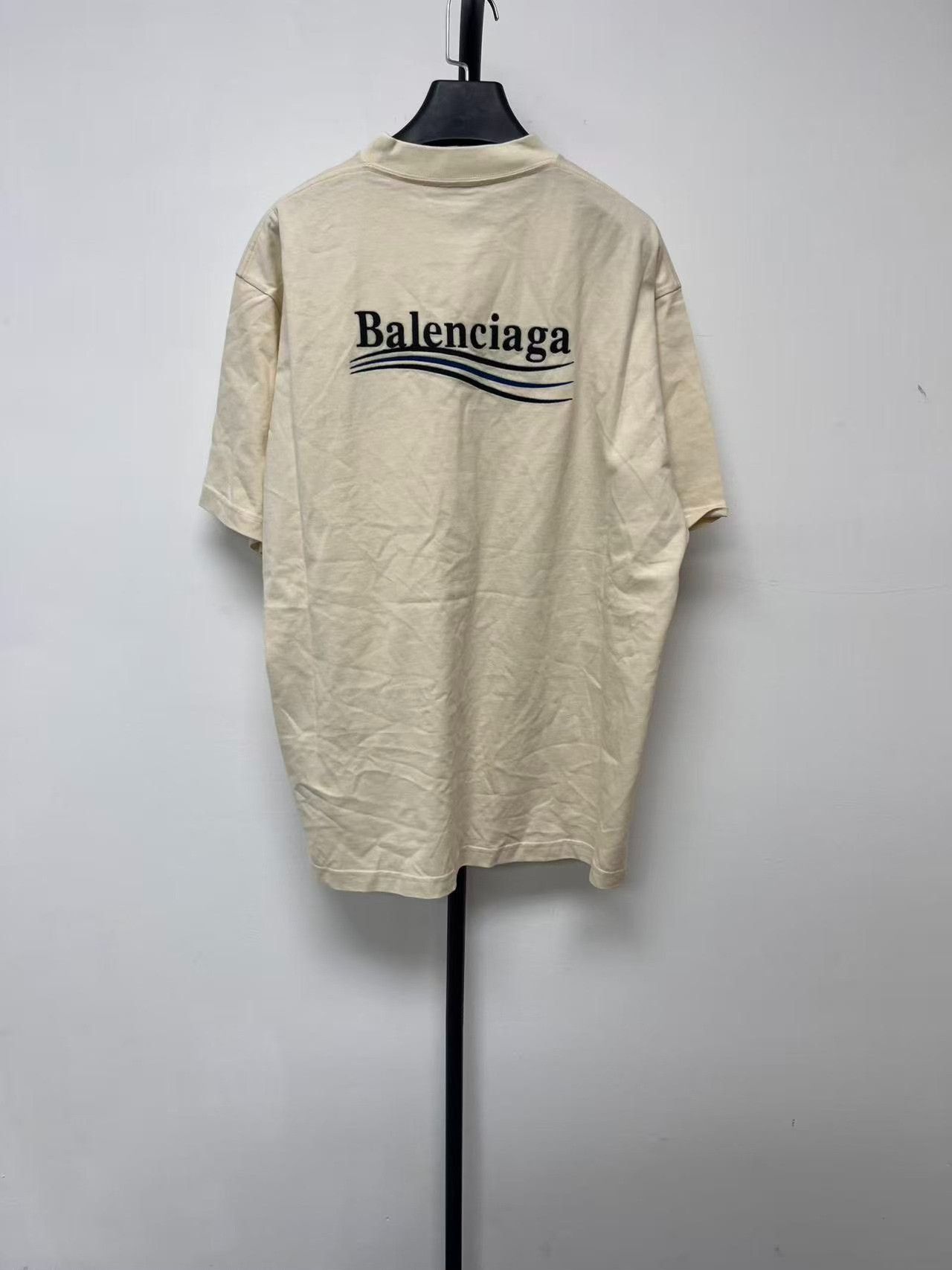 Balenciaga Balenciaga Men's Letter Print Crewneck T-Shirt Size US XS / EU 42 / 0 - 2 Thumbnail