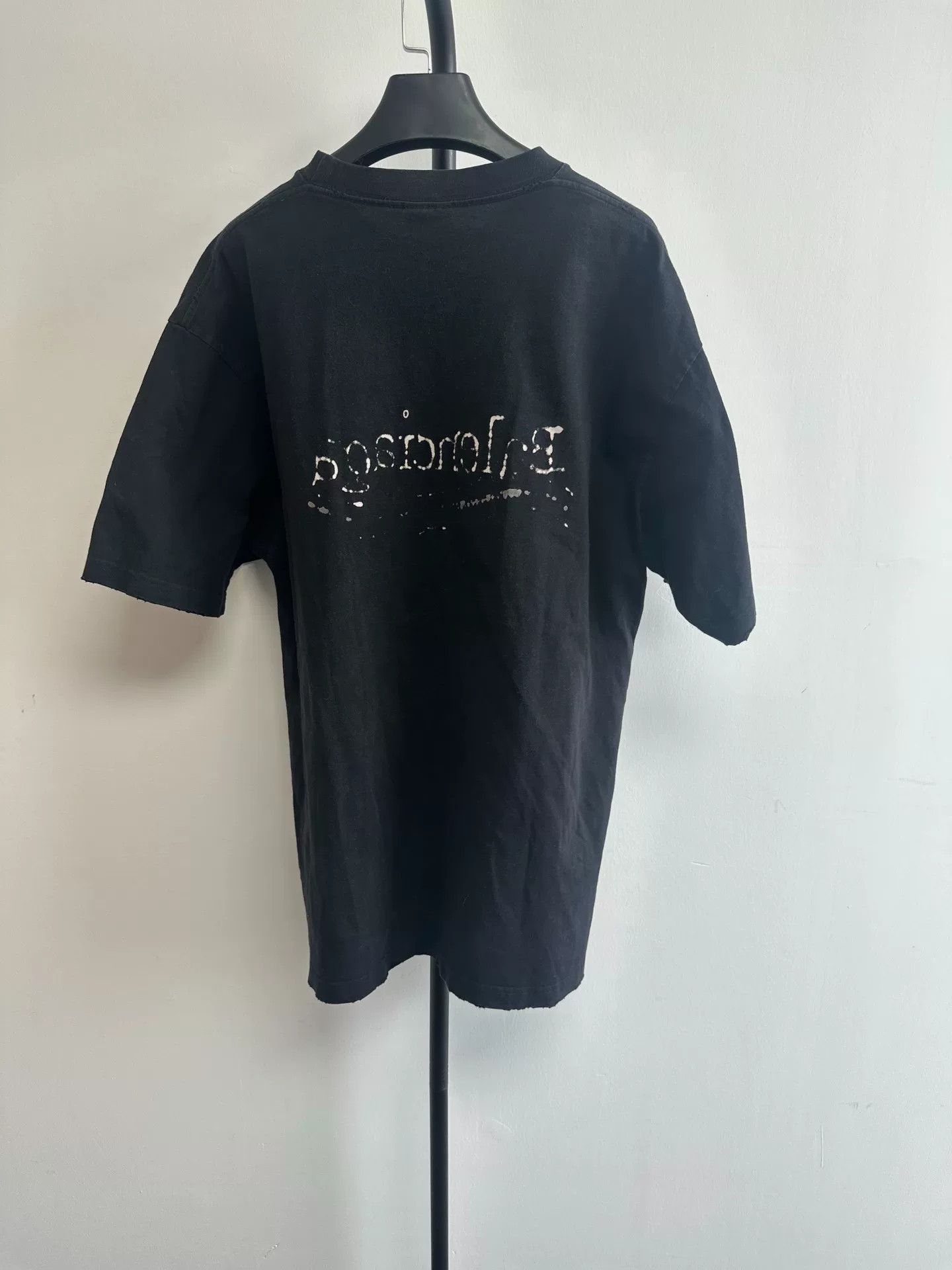 Balenciaga Balenciaga Letter Print Crew Neck Black T-Shirt Size XS / US 0-2 / IT 36-38 - 2 Thumbnail