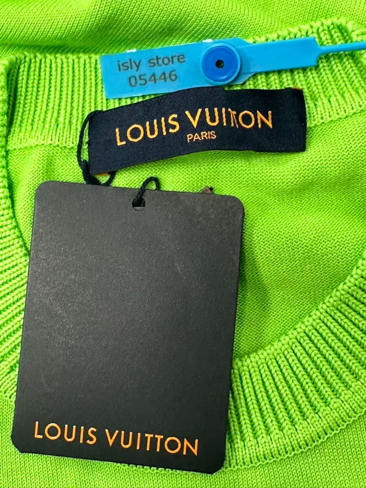 Louis Vuitton Louis Vuitton Men's Solid Round Neck T-Shirt Size US L / EU 52-54 / 3 - 4 Thumbnail