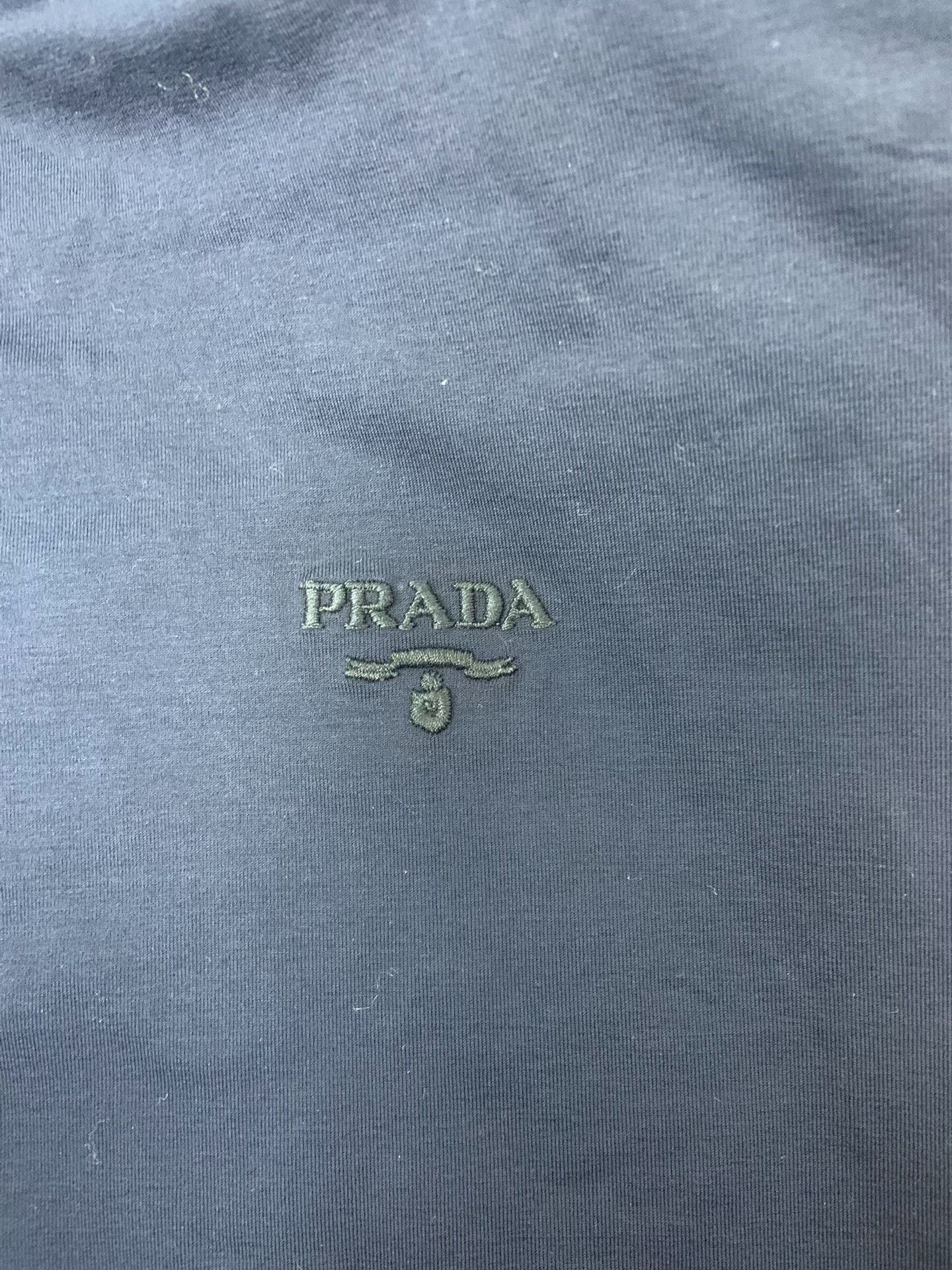 Prada PRADA Solid Crew Neck Fitted Short Sleeve Size US S / EU 44-46 / 1 - 3 Thumbnail