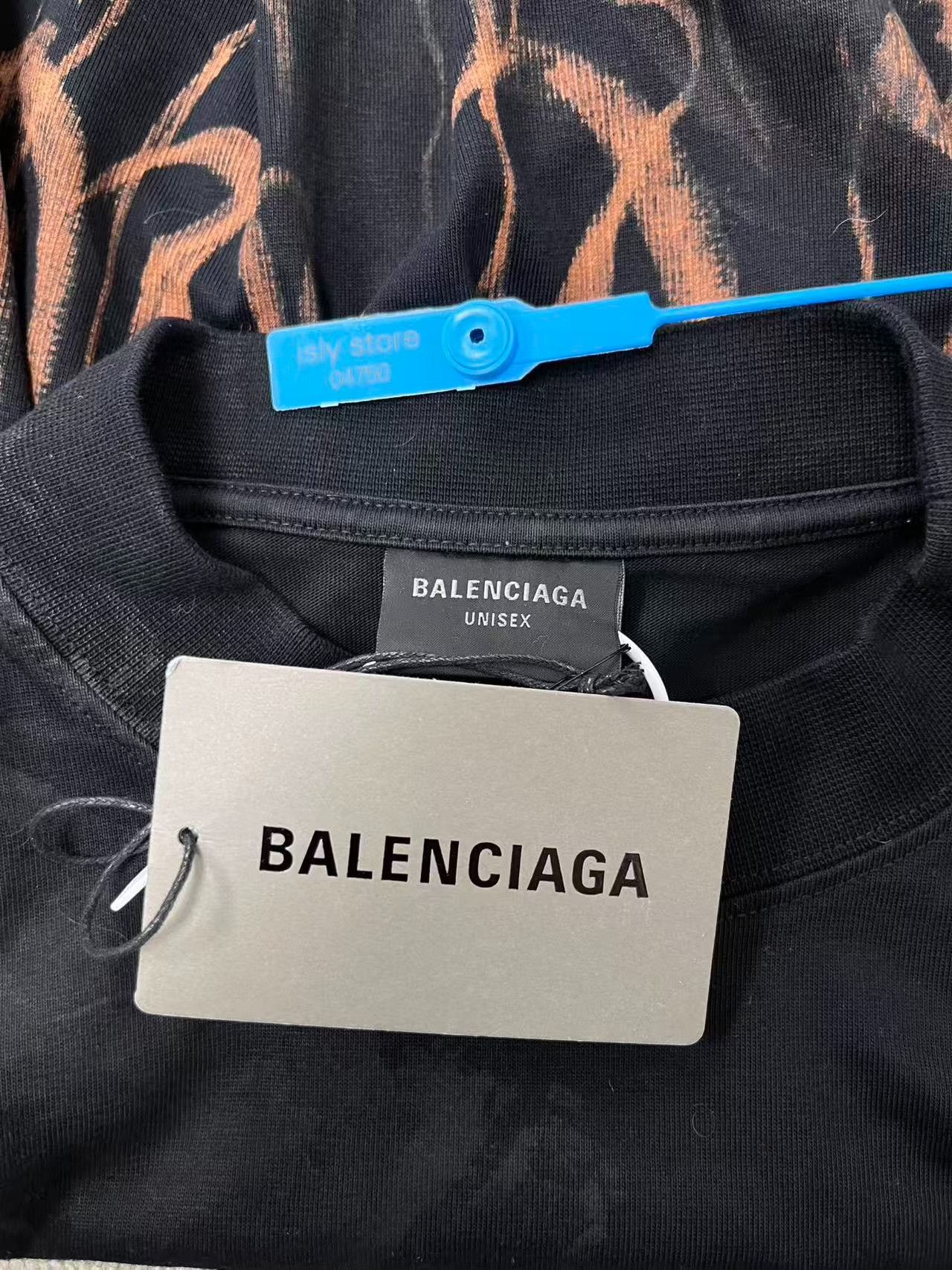 Balenciaga Balenciaga Abstract Logo Print T-Shirt Size US S / EU 44-46 / 1 - 5 Thumbnail