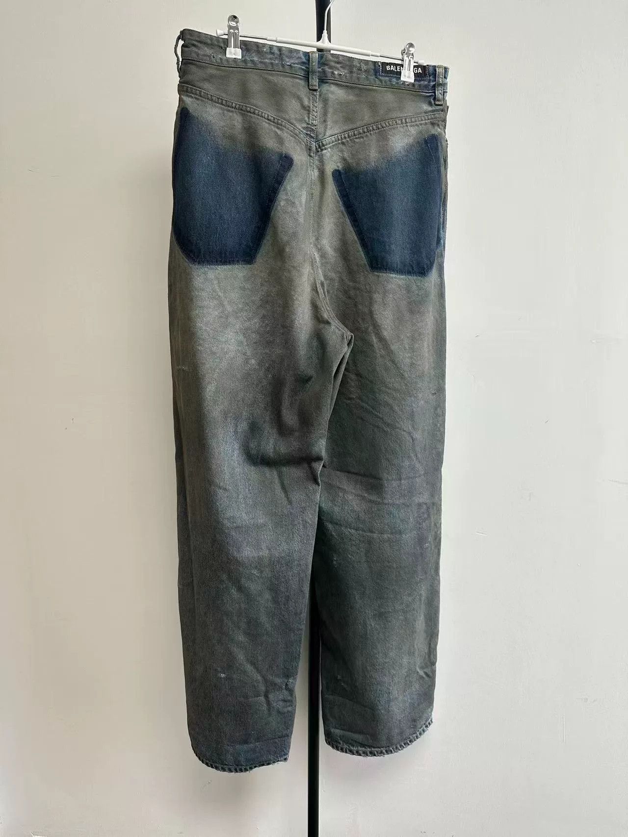 Balenciaga Balenciaga Distressed Denim Zip Side Pockets Size 22" - 2 Thumbnail