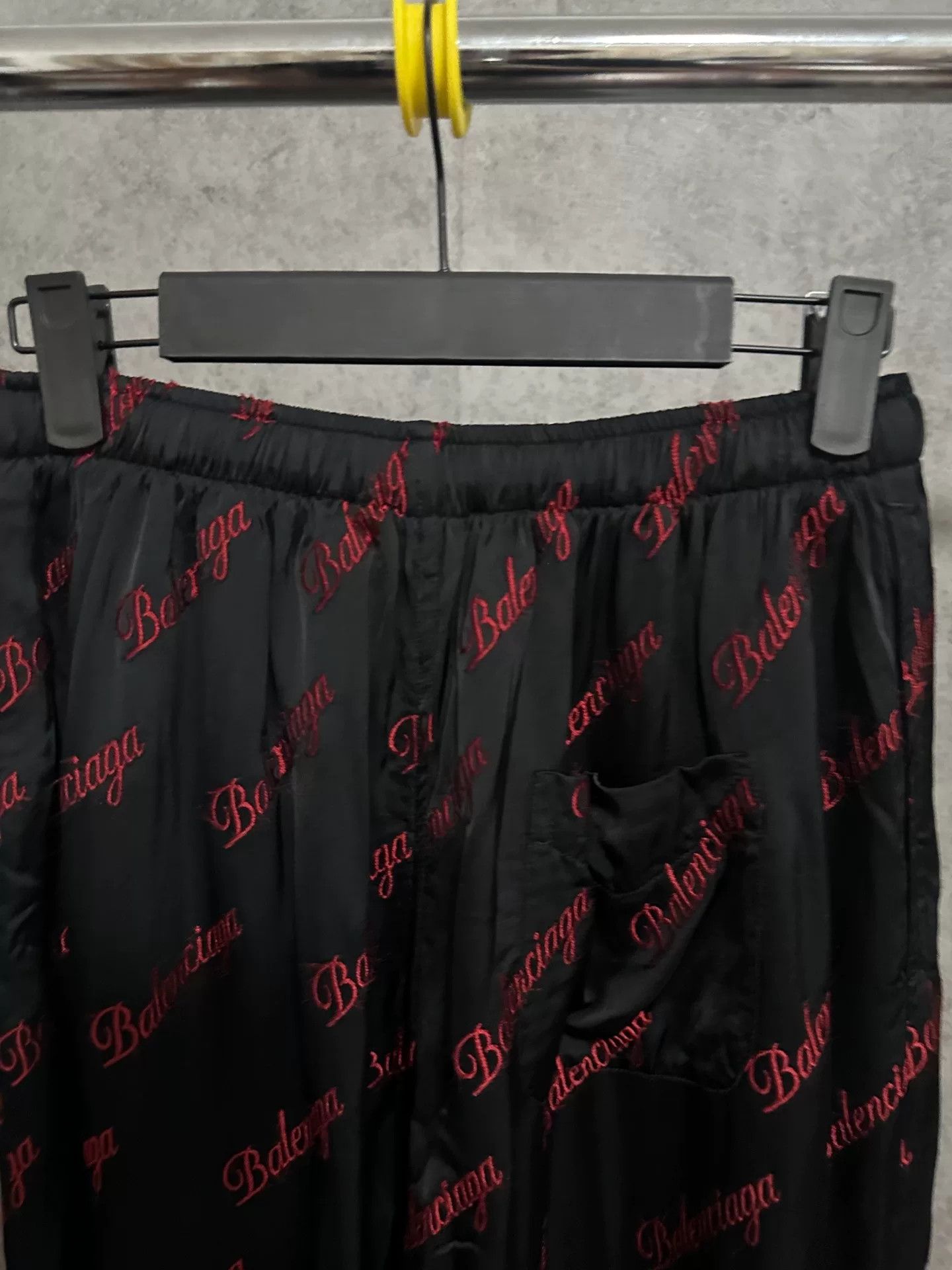 Balenciaga Balenciaga Red Logo All Over Silk Pants 44 Size US 28 / EU 44 - 5 Thumbnail