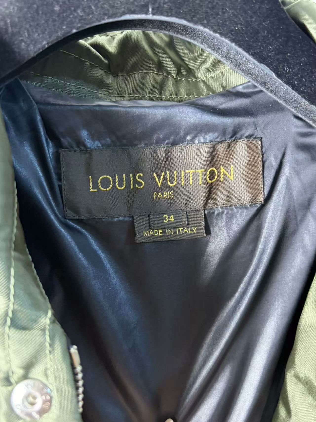 Louis Vuitton Louis Vuitton White Jacket M Women Size M / US 6-8 / IT 42-44 - 4 Thumbnail