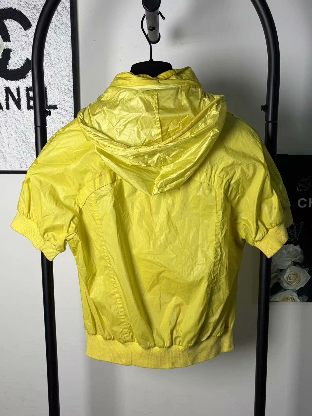 Louis Vuitton Louis Vuitton White Light Jacket s Men Size US S / EU 44-46 / 1 - 2 Thumbnail