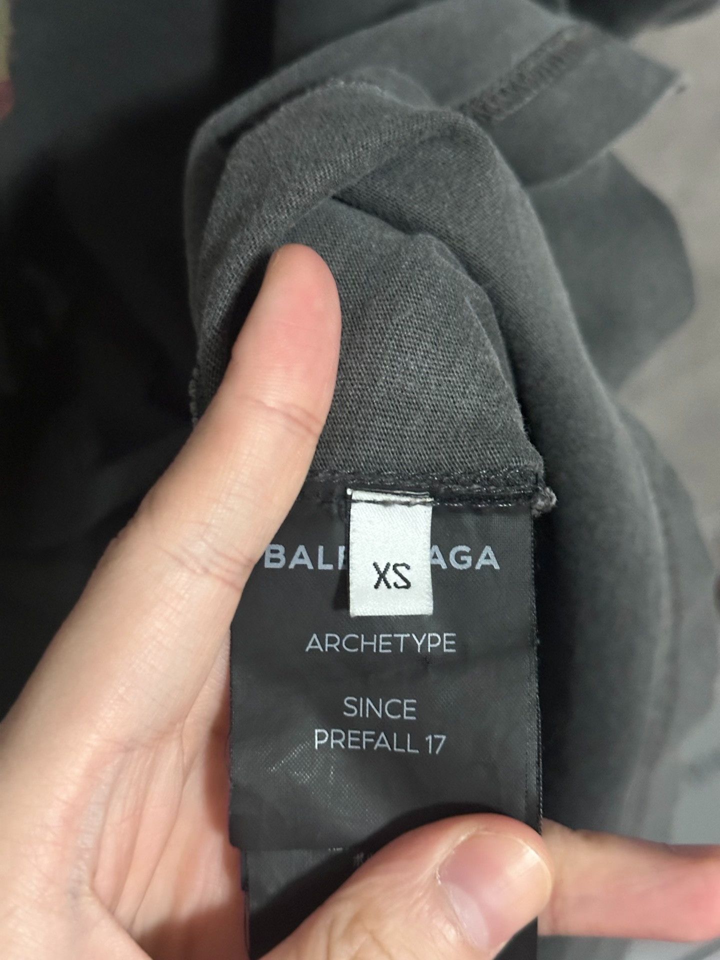 Balenciaga Balenciaga Paris Night Graphic T-Shirt XS Size US XS / EU 42 / 0 - 3 Thumbnail