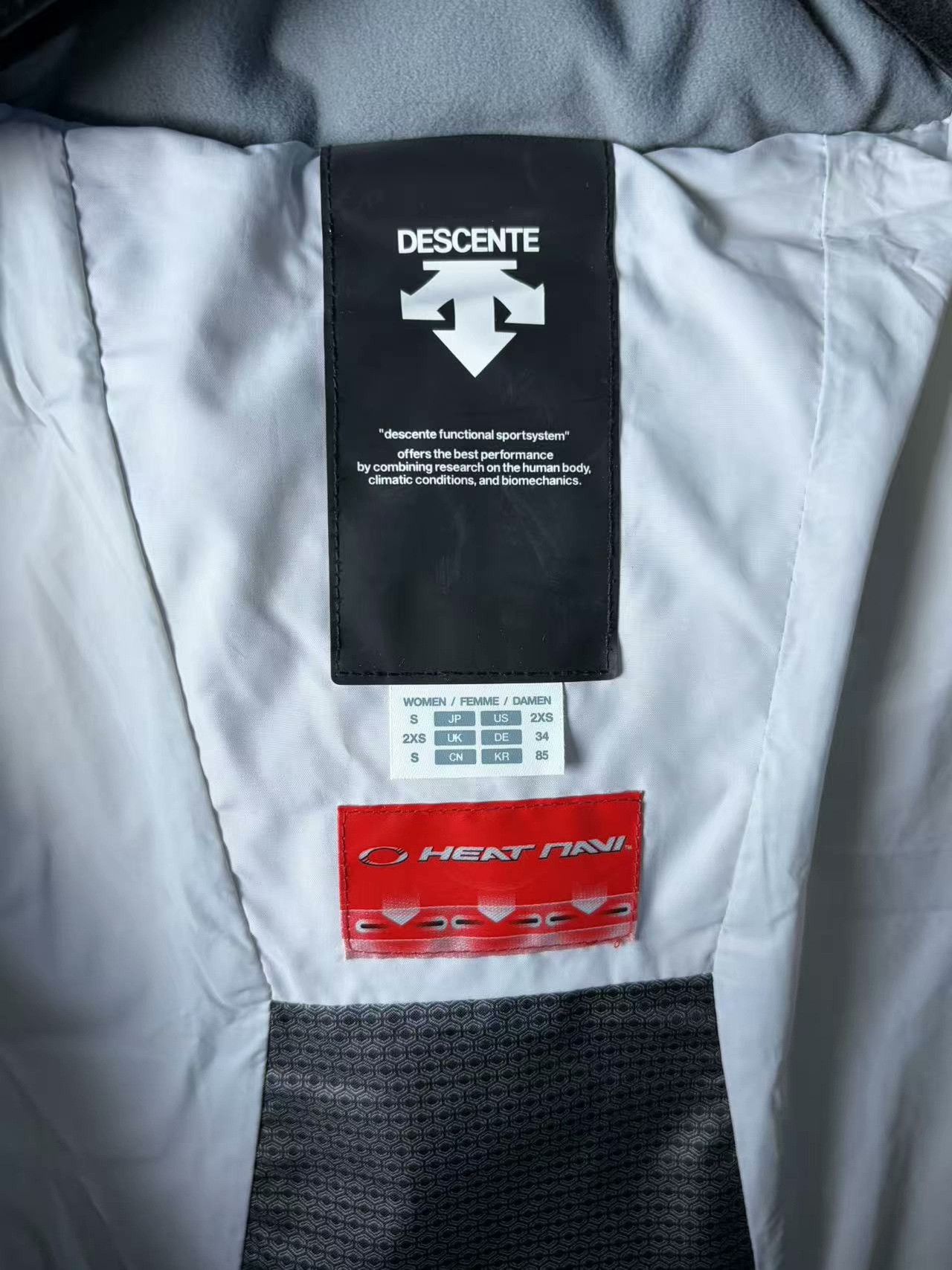 Descente Descente Down White Heavy Coat s Men Size US S / EU 44-46 / 1 - 4 Thumbnail