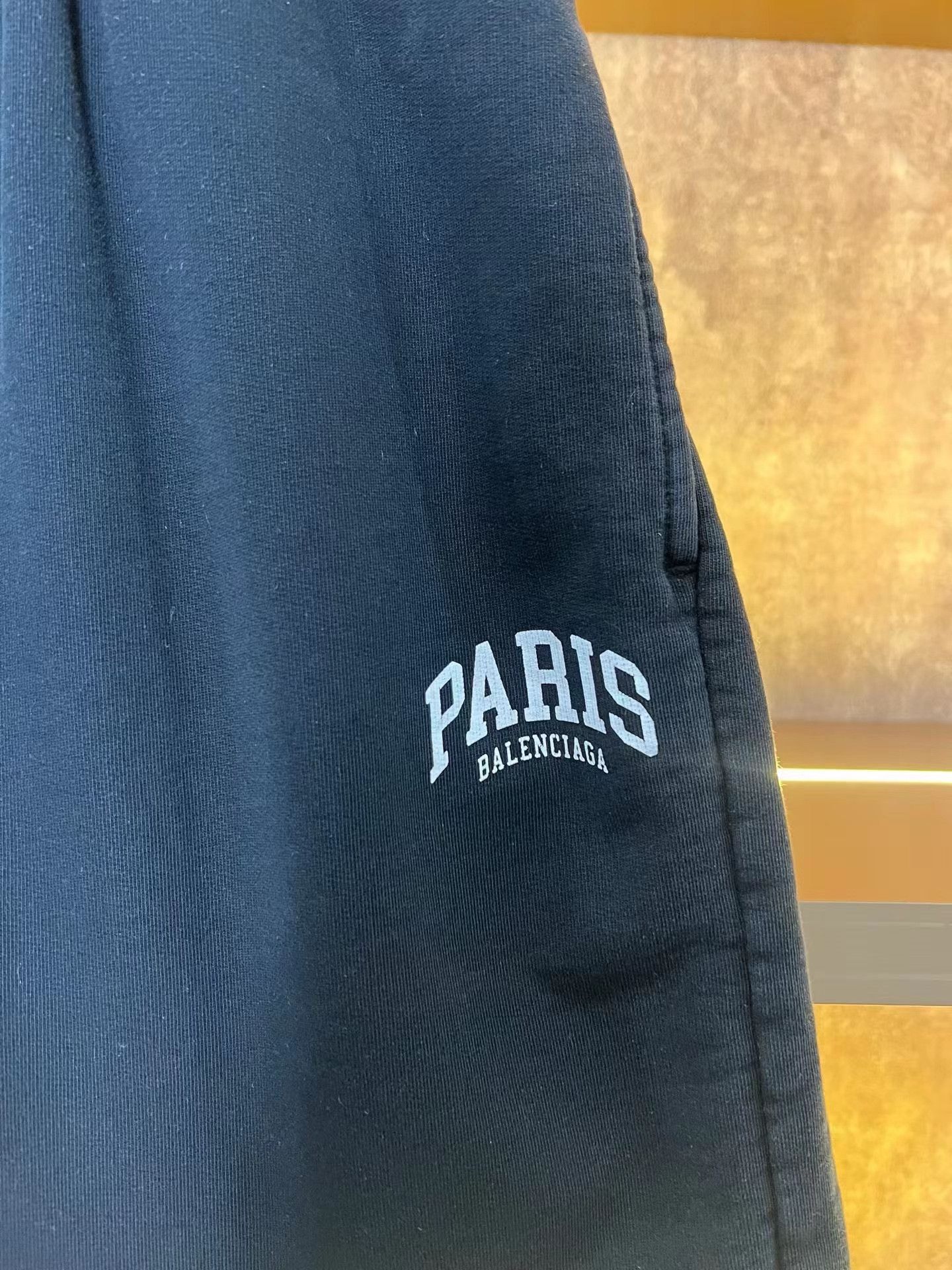 Balenciaga Balenciaga Paris Logo Shorts Size M Size US 32 / EU 48 - 3 Thumbnail
