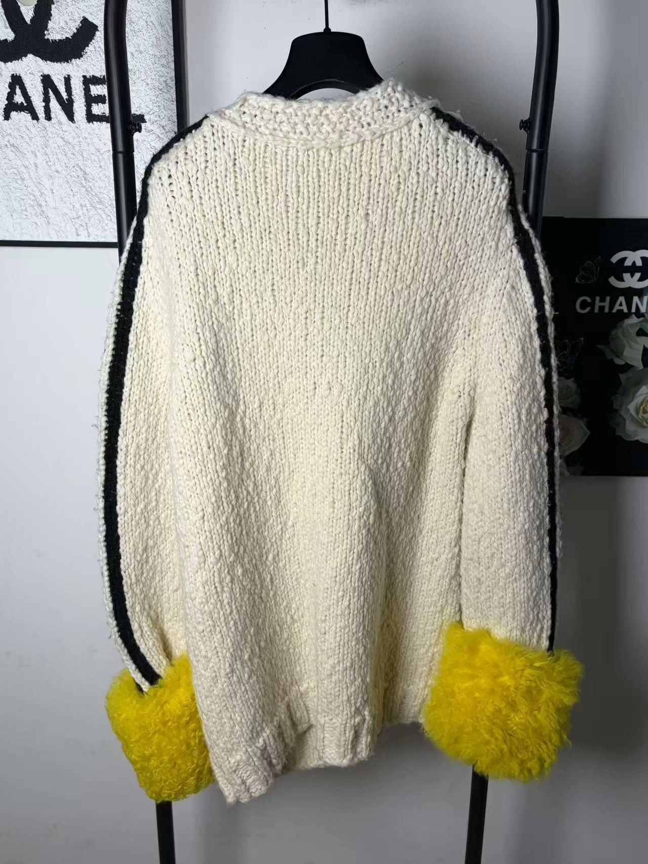Gucci Gucci Collab White Sweater S Women Size S / US 4 / IT 40 - 2 Thumbnail
