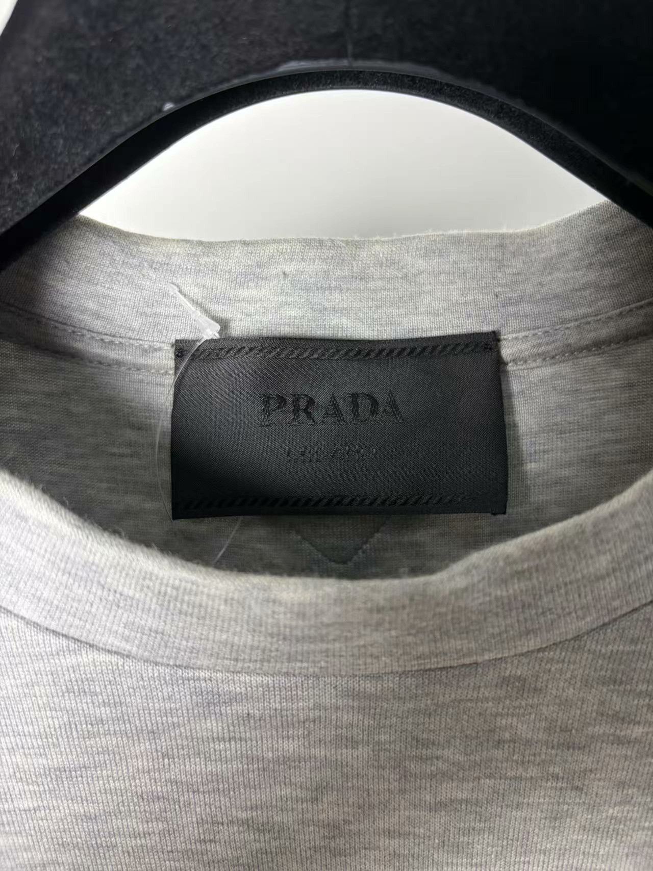 Prada Prada White Hoodie s Men Size US S / EU 44-46 / 1 - 3 Thumbnail