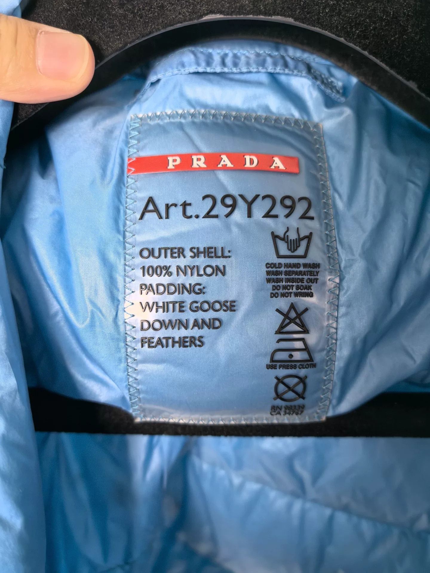 Prada Prada Down White Heavy Coat m Men Size US M / EU 48-50 / 2 - 3 Thumbnail