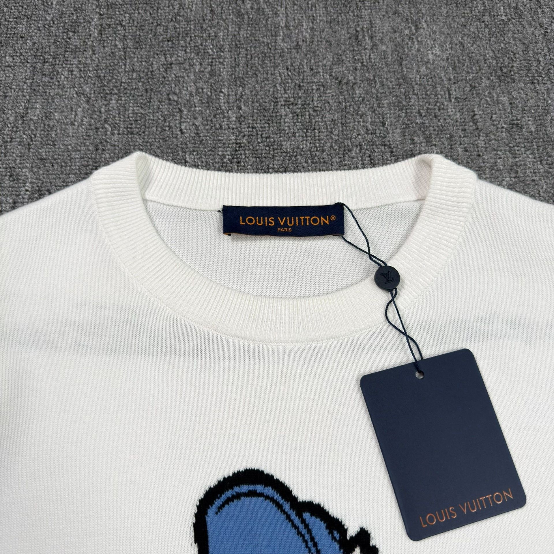 Louis Vuitton Louis Vuitton Embroidered Wolf Knit T-Shirt Size M Size US M / EU 48-50 / 2 - 3 Thumbnail