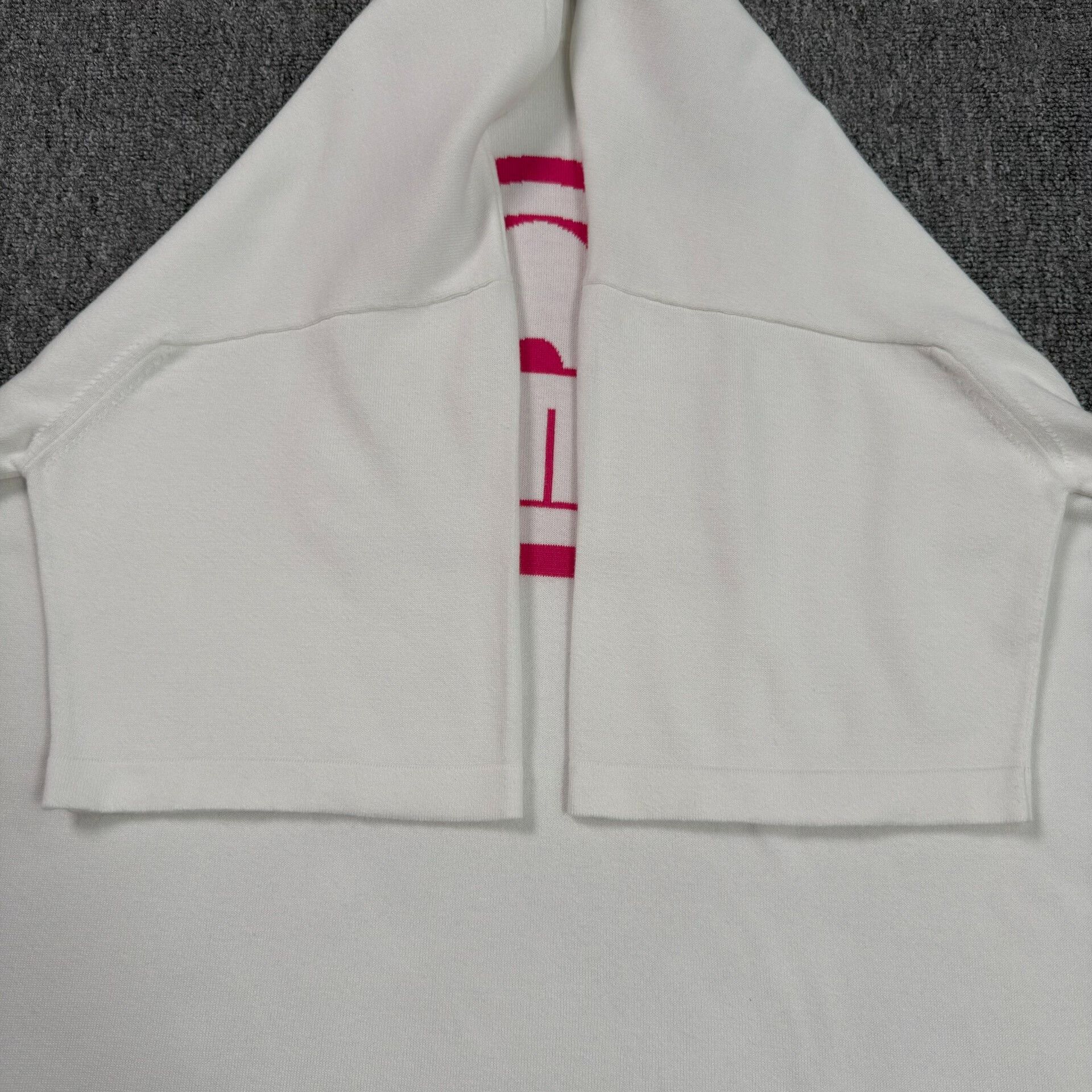 Louis Vuitton Louis Vuitton Pink Graphic Knit T-Shirt XXL Size US XXL / EU 58 / 5 - 4 Thumbnail