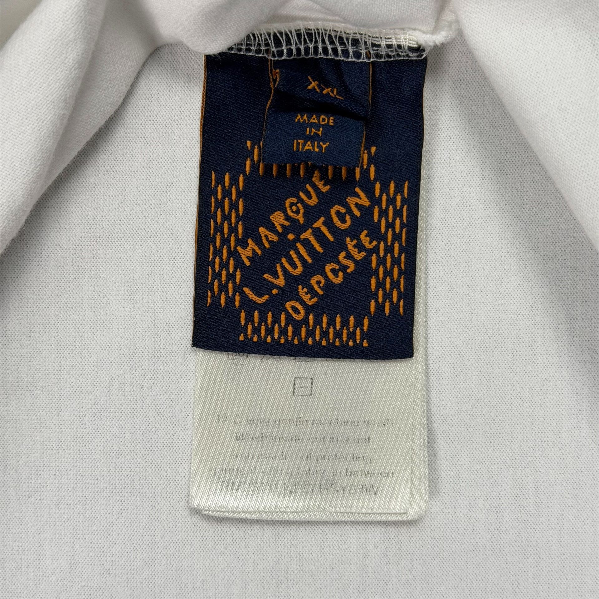 Louis Vuitton Louis Vuitton Earth Print T-Shirt XXL Size US XXL / EU 58 / 5 - 6 Thumbnail