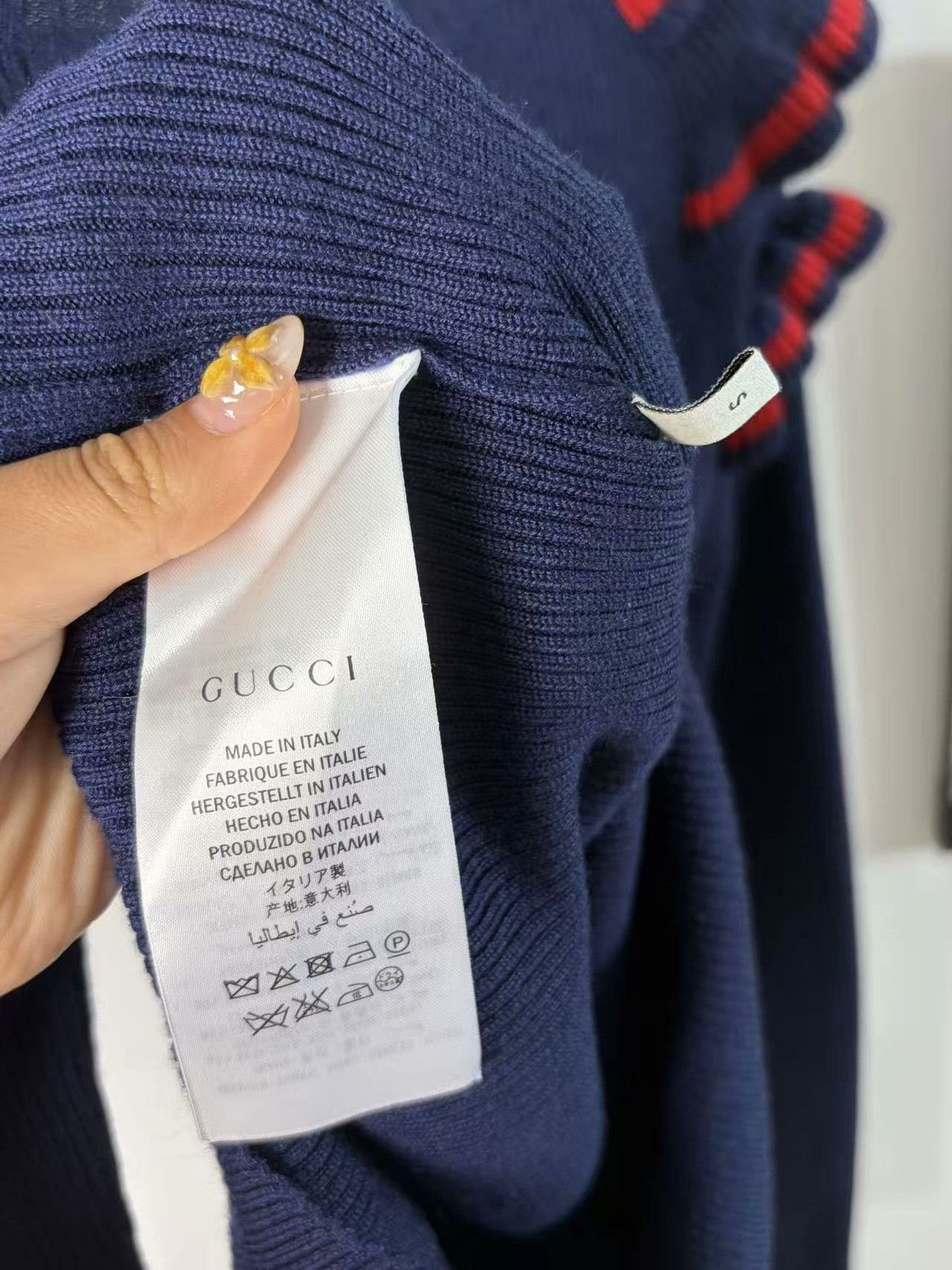 Gucci Gucci Knit Striped White Sweater S Women Size S / US 4 / IT 40 - 3 Thumbnail