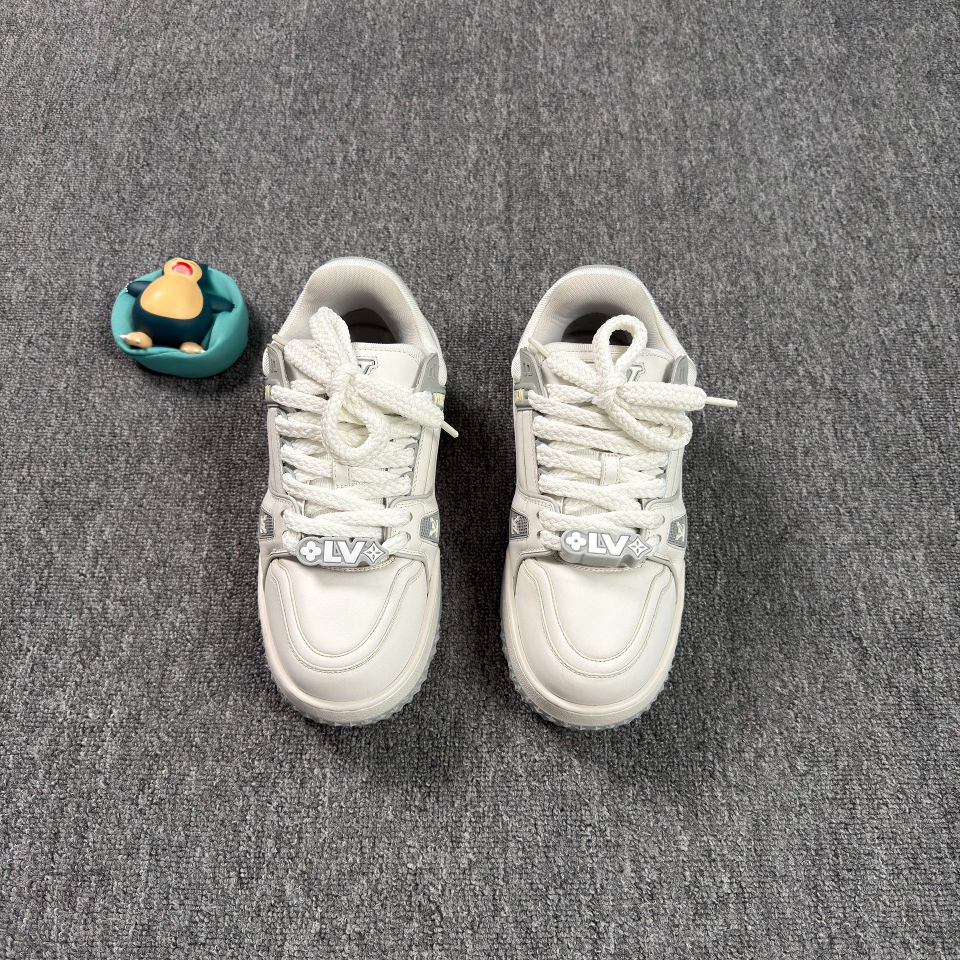Louis Vuitton Louis Vuitton Gray White LV Trainer Maxi US 6.5 Size US 6.5 / EU 39-40 - 2 Thumbnail