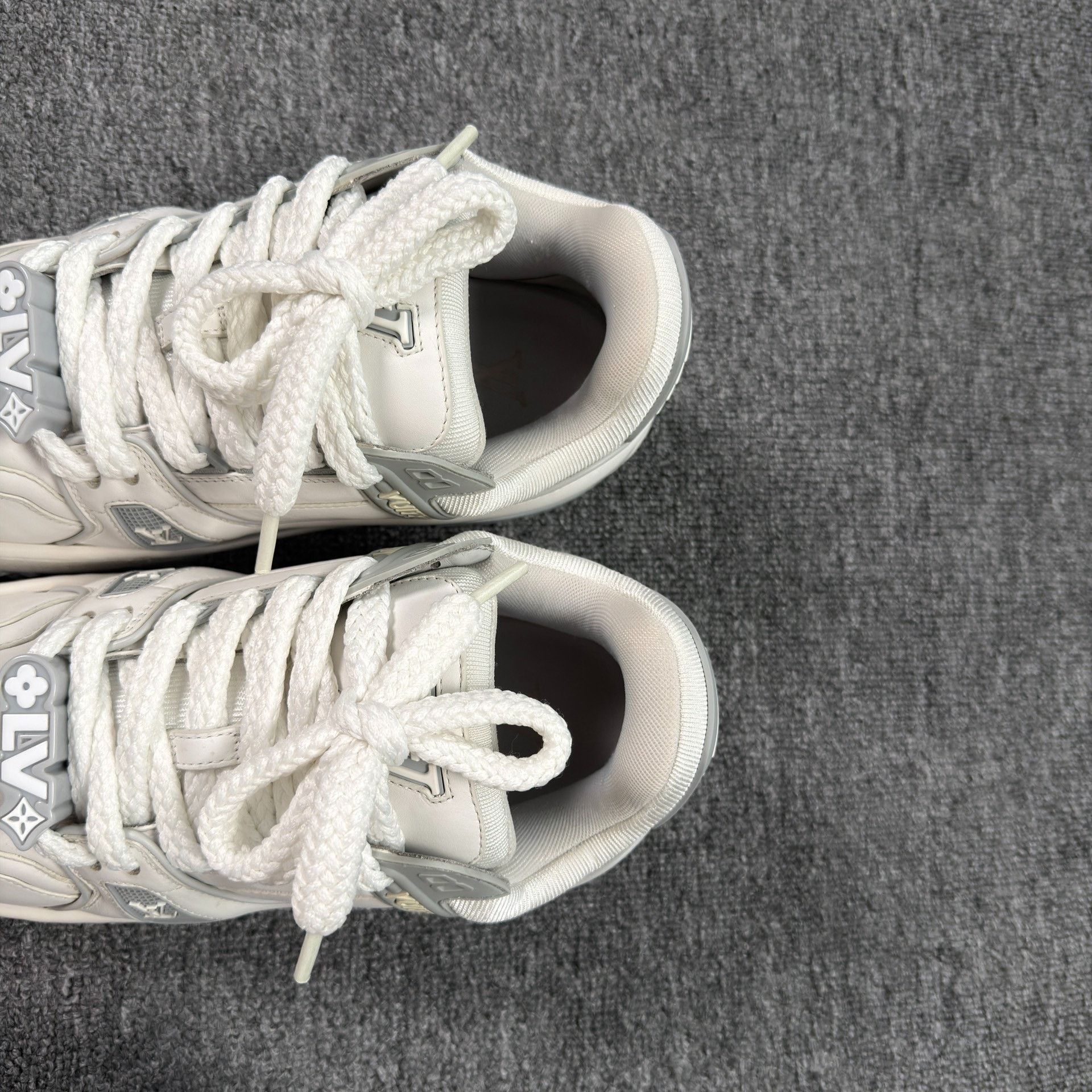 Louis Vuitton Louis Vuitton Gray White LV Trainer Maxi US 6.5 Size US 6.5 / EU 39-40 - 5 Thumbnail
