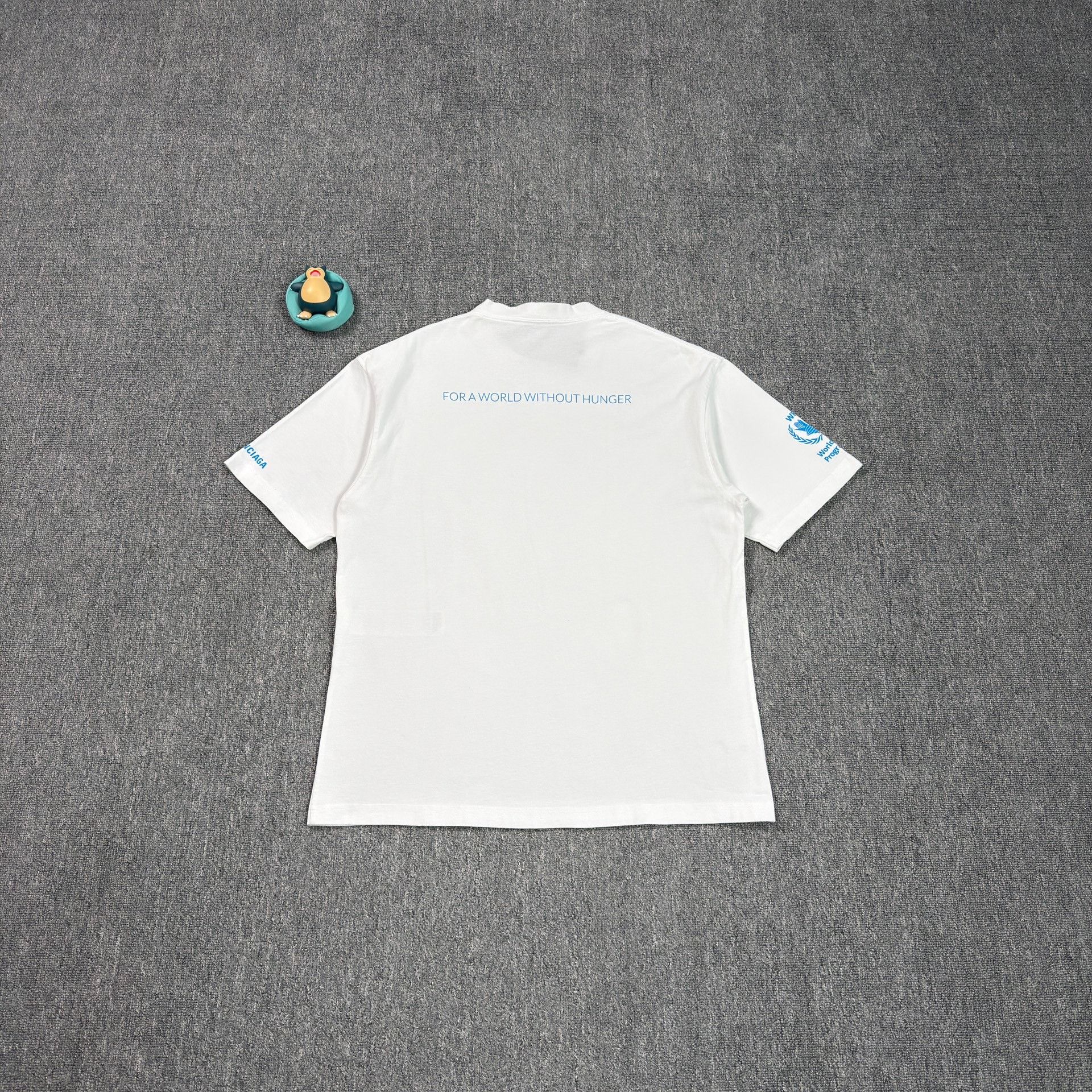 Balenciaga Balenciaga x WFP World Food Programme T-Shirt S Size US S / EU 44-46 / 1 - 2 Thumbnail