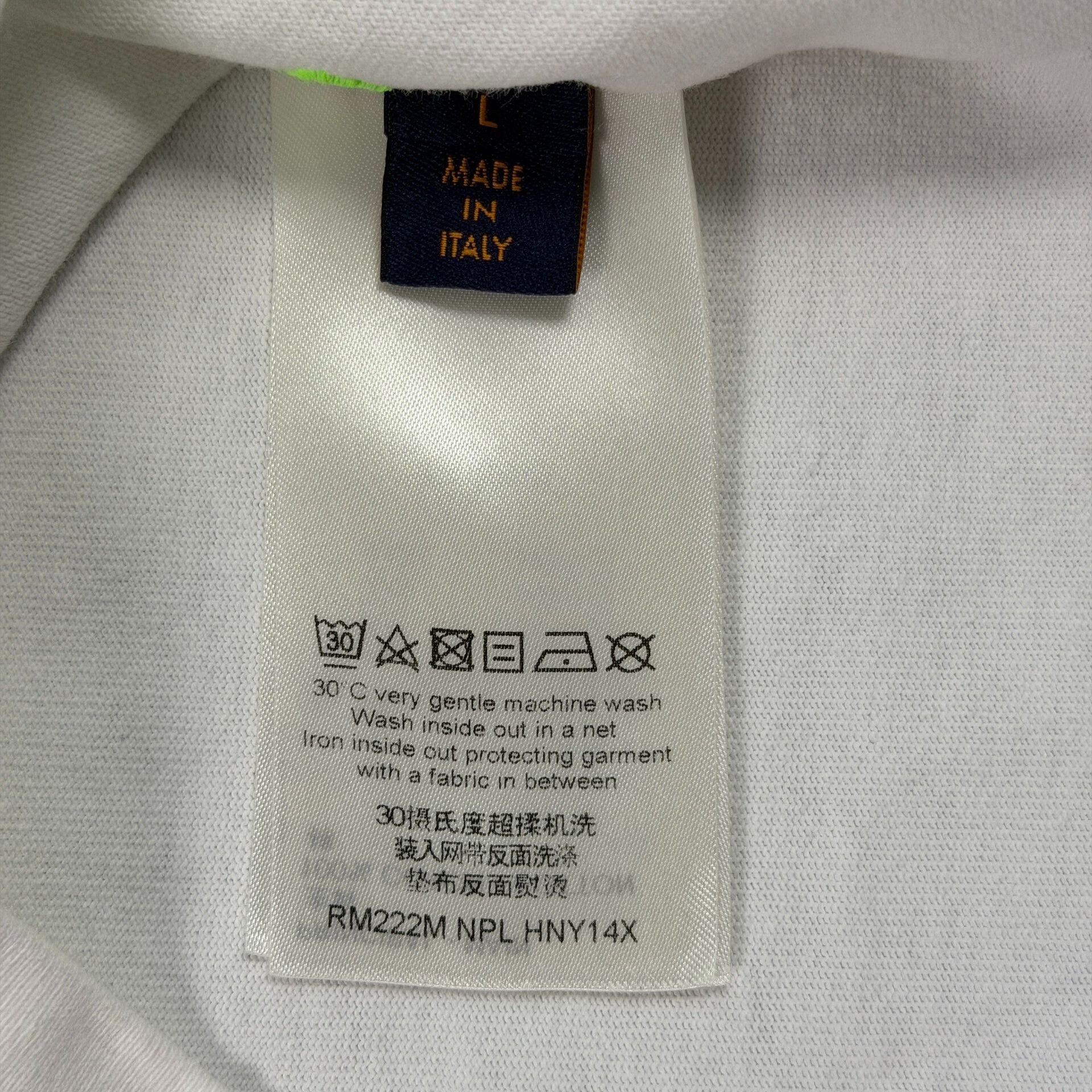 Louis Vuitton Louis Vuitton Neon Logo All-Over Print T-Shirt L Size US L / EU 52-54 / 3 - 6 Thumbnail