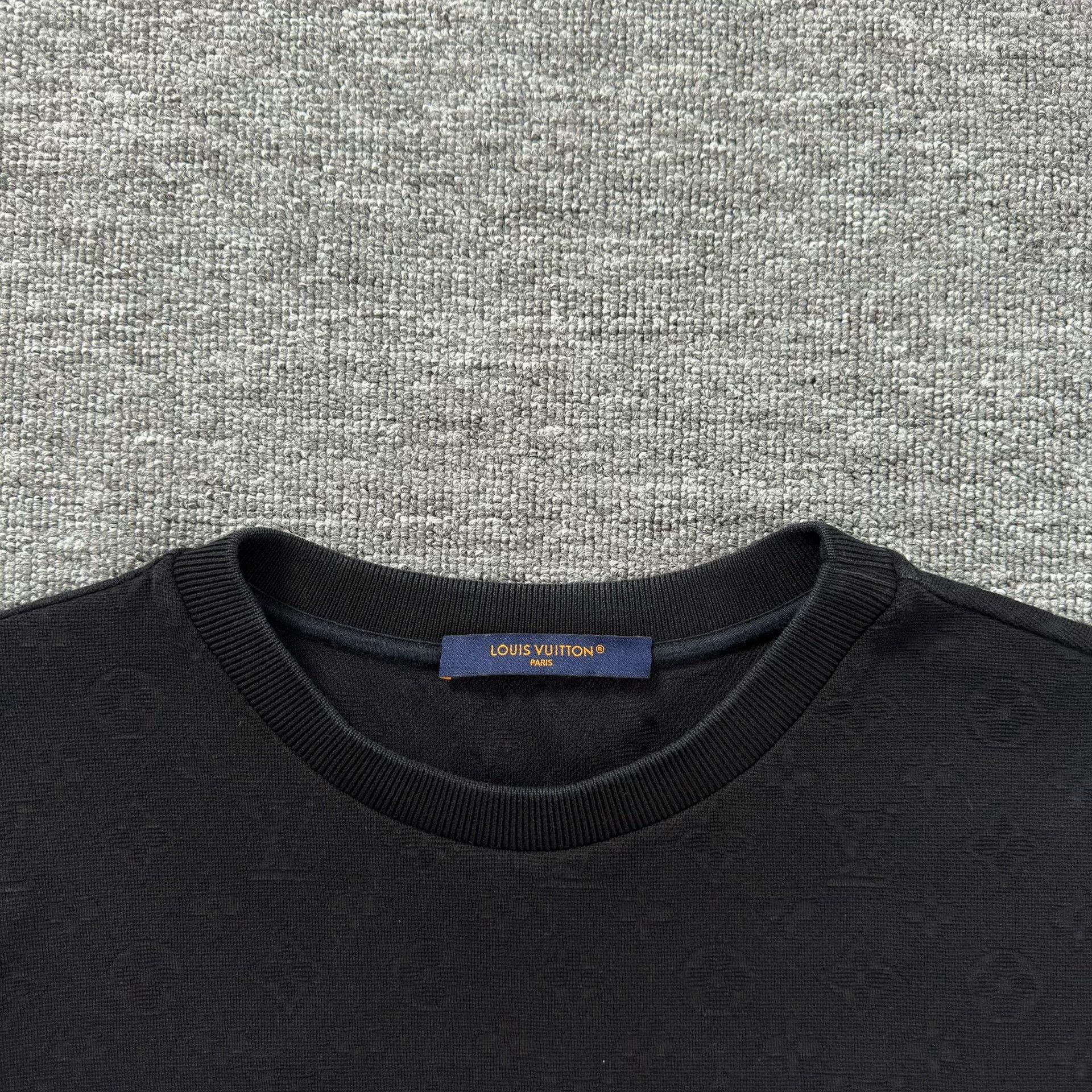 Louis Vuitton Louis Vuitton Monogram Pocket T-Shirt US M Size US M / EU 48-50 / 2 - 2 Thumbnail