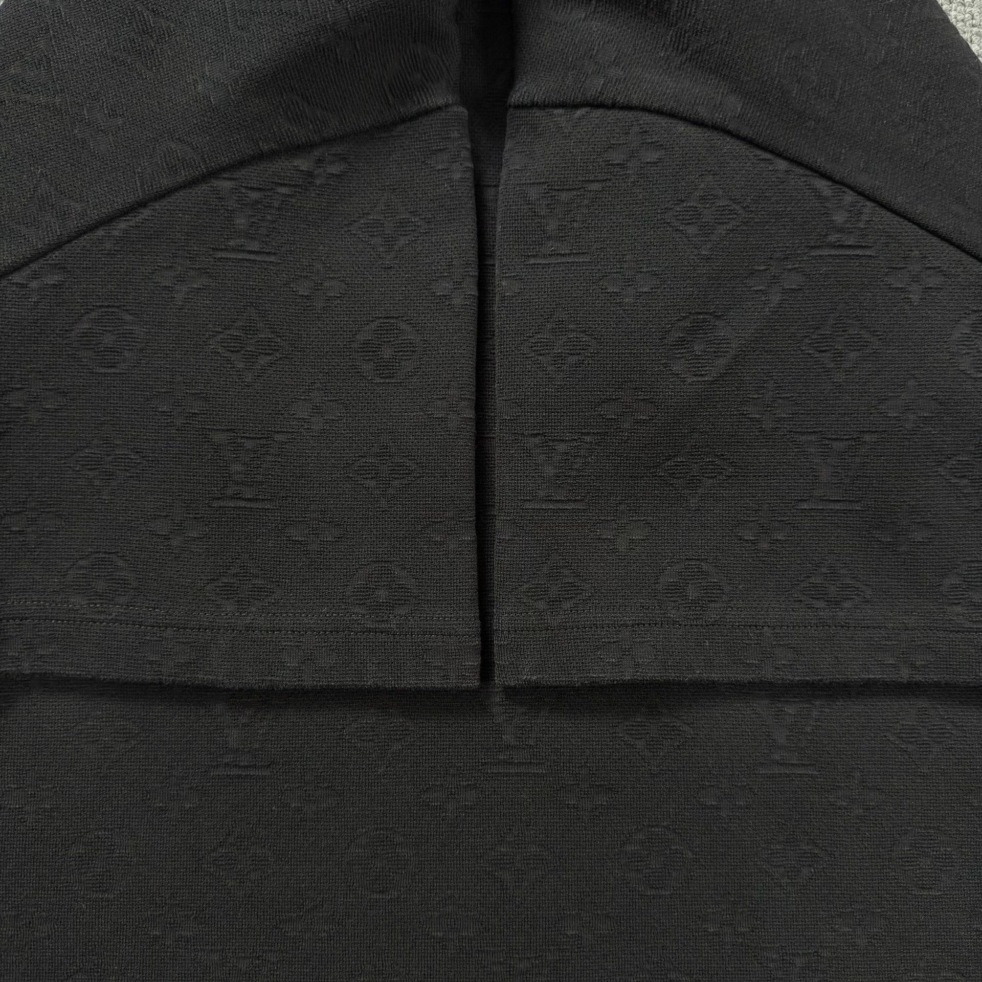 Louis Vuitton Louis Vuitton Monogram Pocket T-Shirt US M Size US M / EU 48-50 / 2 - 4 Thumbnail