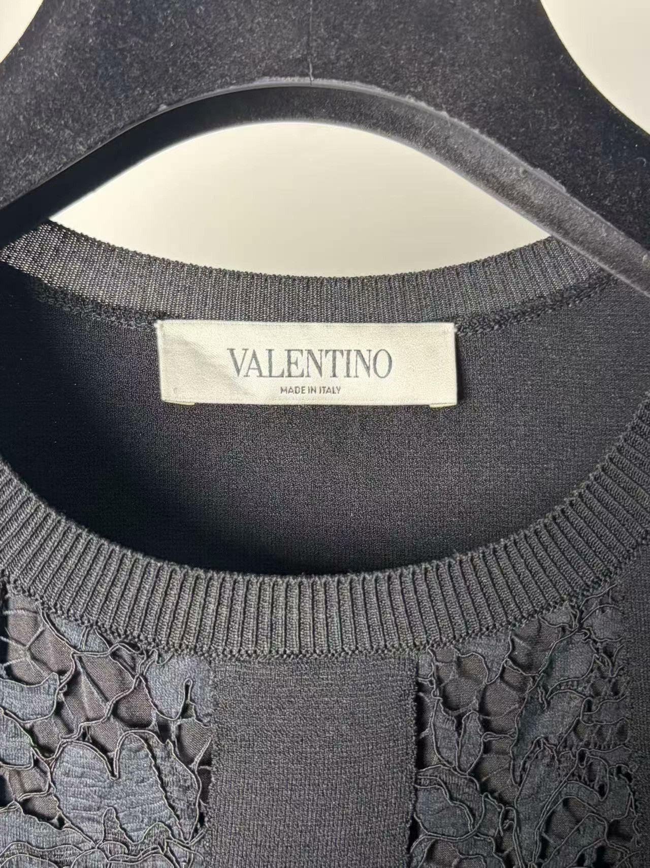 Valentino Valentino Knit White T-Shirt M Women Size M / US 6-8 / IT 42-44 - 3 Thumbnail