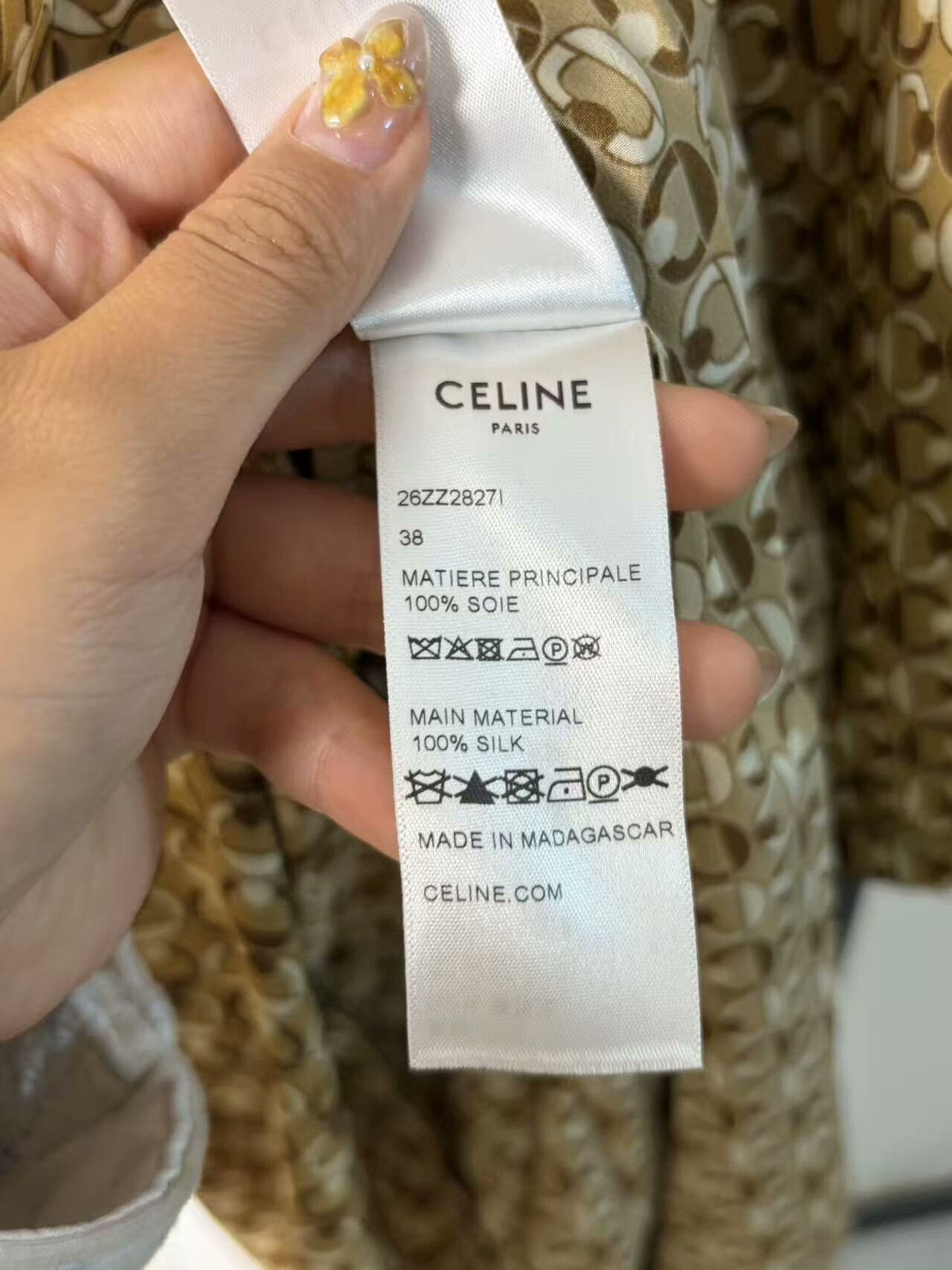 Celine Celine Silk White T-Shirt M Women Size M / US 6-8 / IT 42-44 - 4 Thumbnail