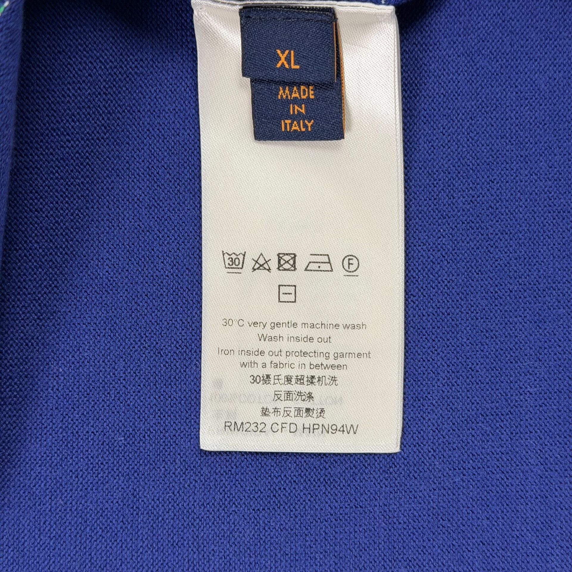 Louis Vuitton Louis Vuitton Intarsia Slogan Knit T-Shirt XL Size US XL / EU 56 / 4 - 4 Thumbnail