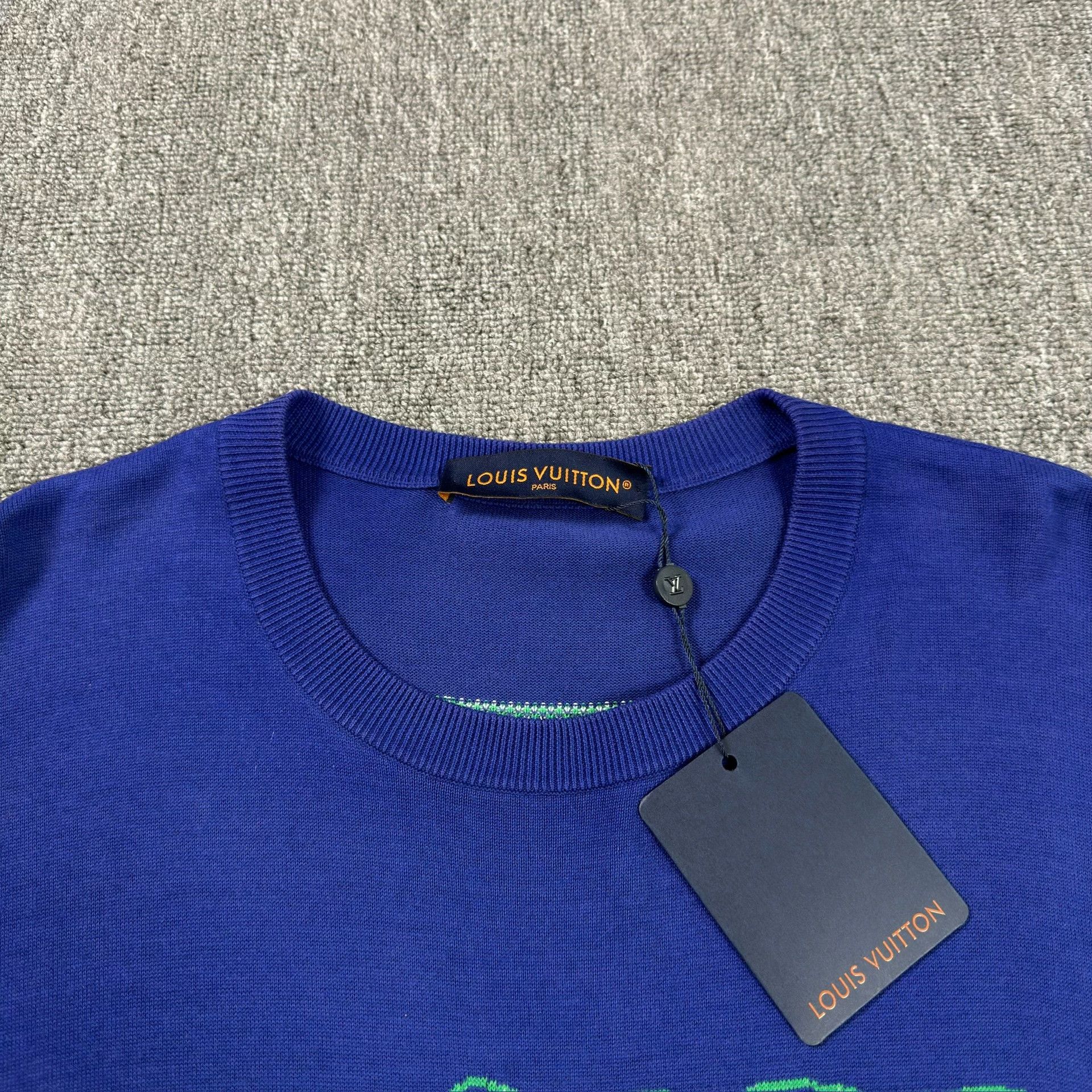 Louis Vuitton Louis Vuitton Intarsia Slogan Knit T-Shirt XL Size US XL / EU 56 / 4 - 3 Thumbnail