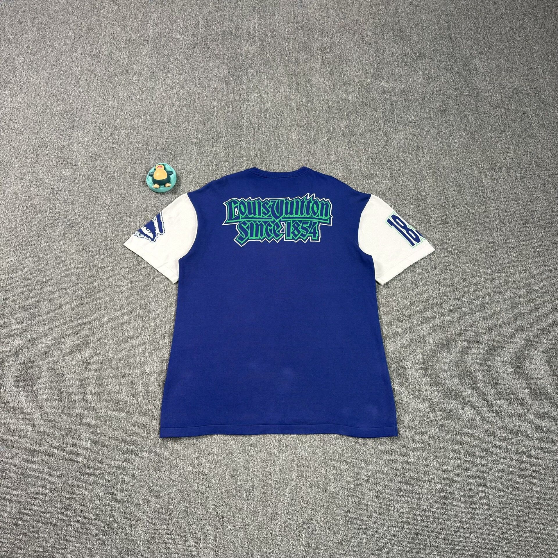 Louis Vuitton Louis Vuitton Intarsia Slogan Knit T-Shirt XL Size US XL / EU 56 / 4 - 2 Thumbnail
