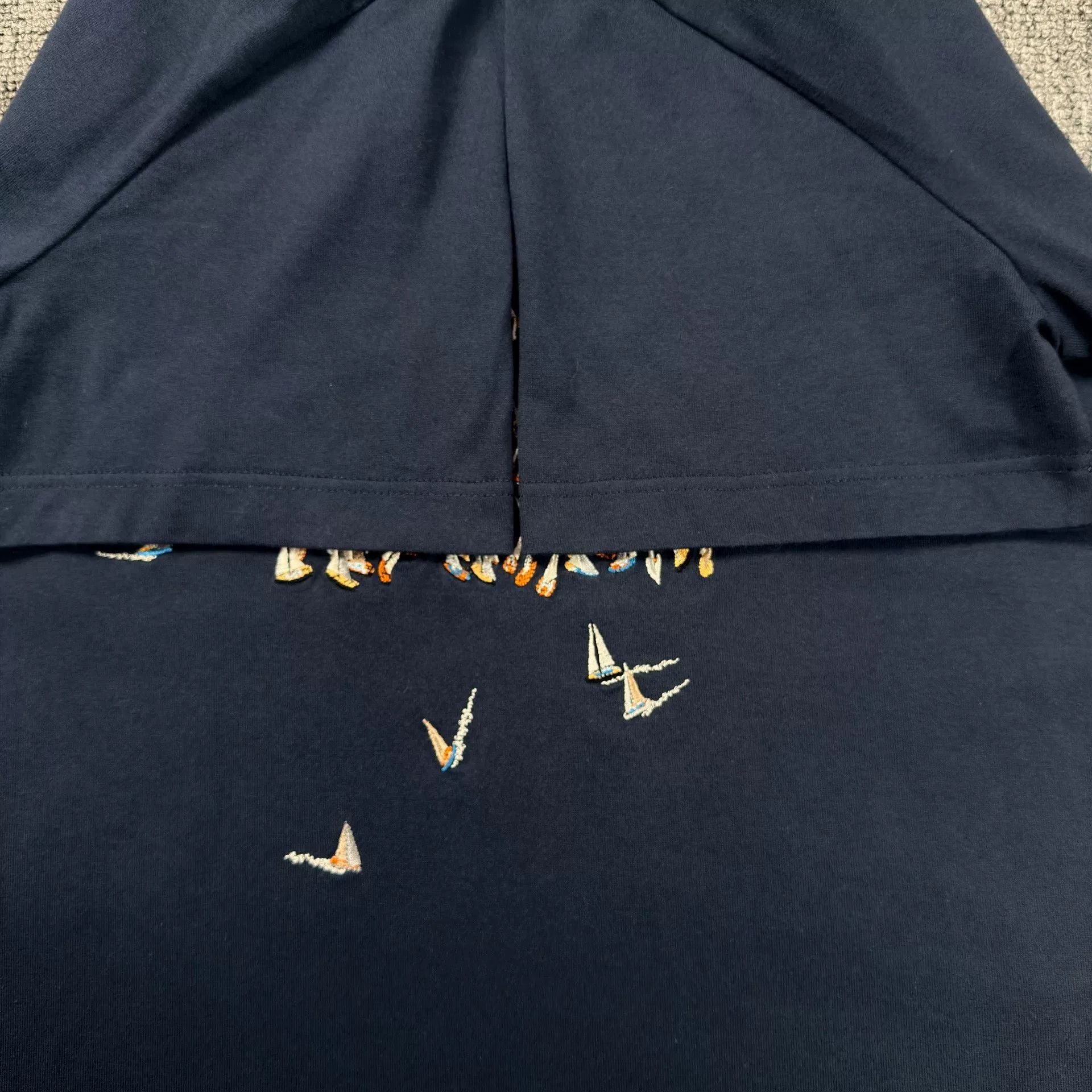 Louis Vuitton Louis Vuitton Embroidered Sailboat T-Shirt Size M Size US M / EU 48-50 / 2 - 3 Thumbnail