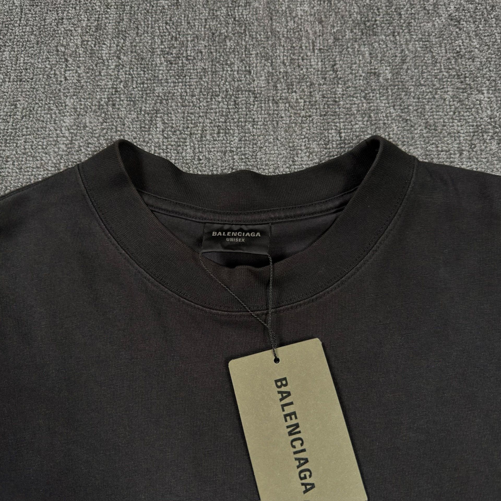 Balenciaga Balenciaga Blurred Logo T-Shirt Size M Size US M / EU 48-50 / 2 - 3 Thumbnail