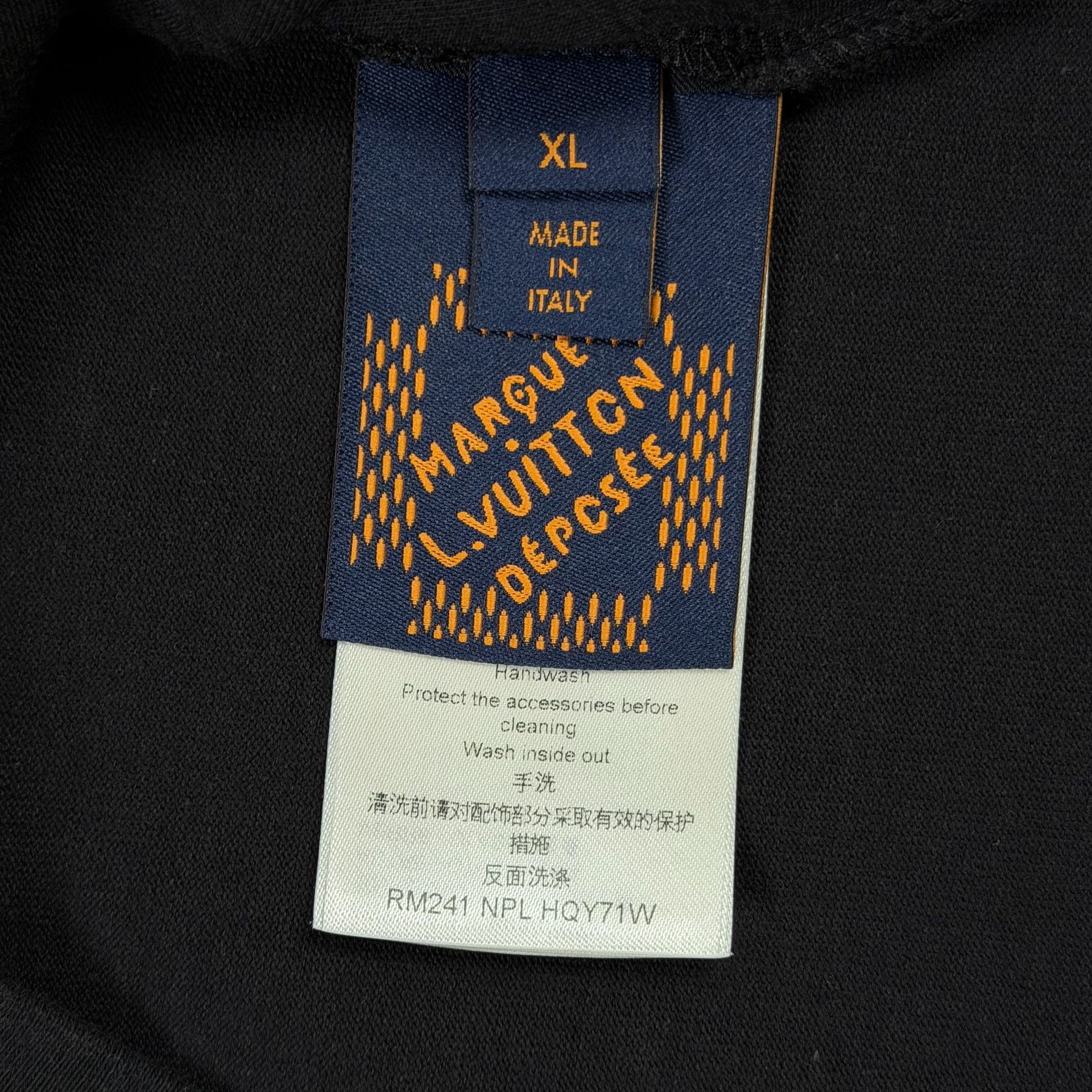 Louis Vuitton Louis Vuitton Beaded Logo T-Shirt XL Size US XL / EU 56 / 4 - 6 Thumbnail