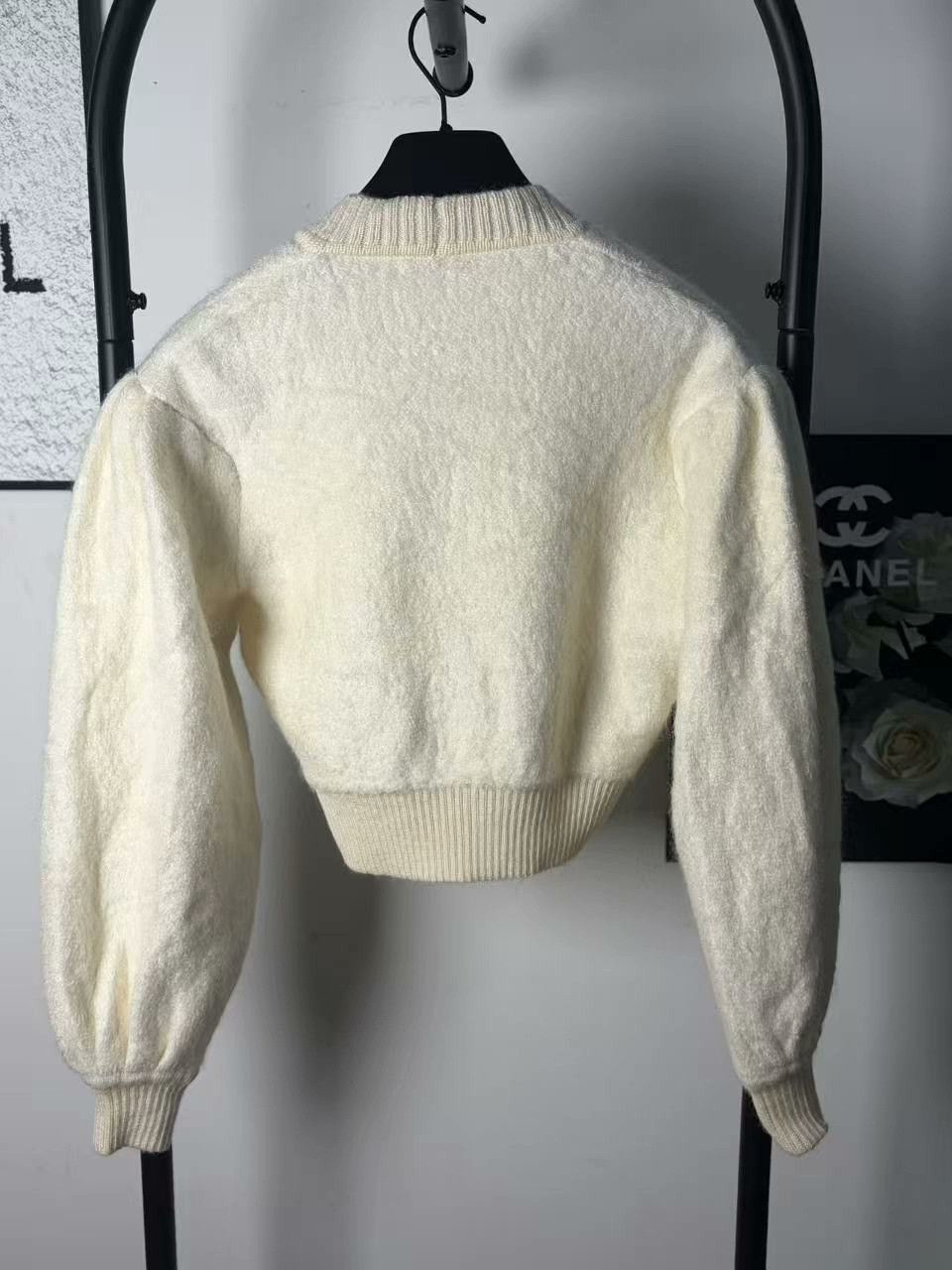 Fendi Fendi White Sweater M Women Size M / US 6-8 / IT 42-44 - 2 Thumbnail
