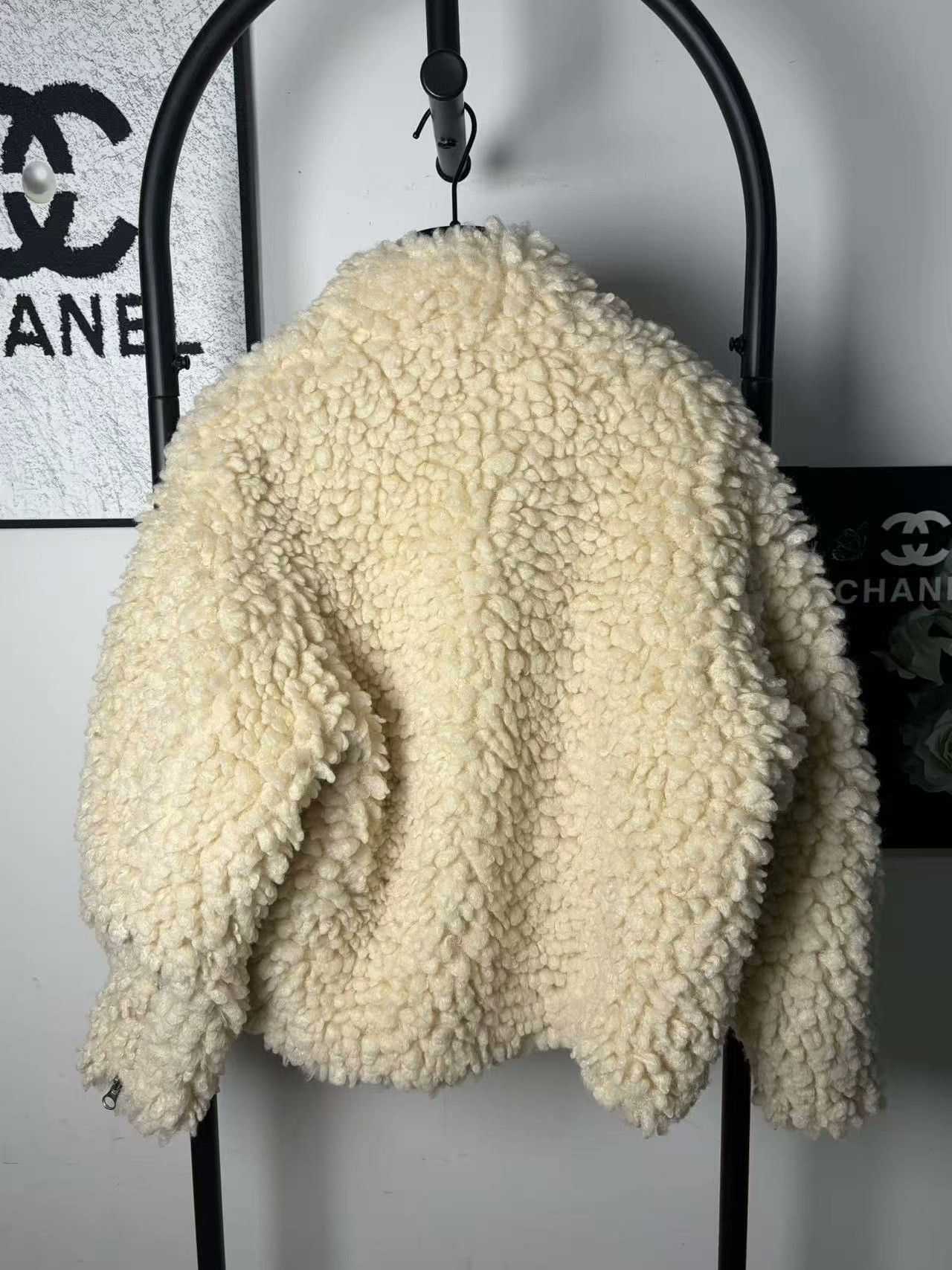 Maison Margiela Maison Margiela Fleece White Jacket L Women Size L / US 10 / IT 46 - 2 Thumbnail
