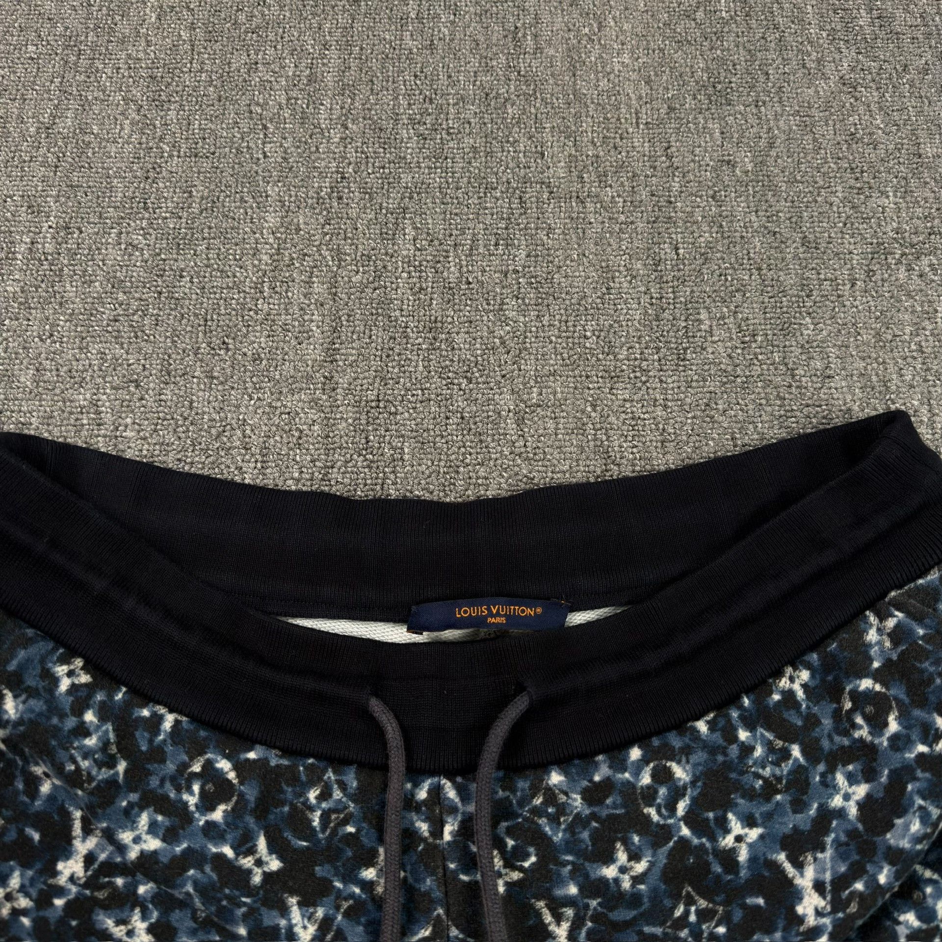 Louis Vuitton Louis Vuitton Tapestry Monogram Shorts XL Size US 36 / EU 52 - 3 Thumbnail