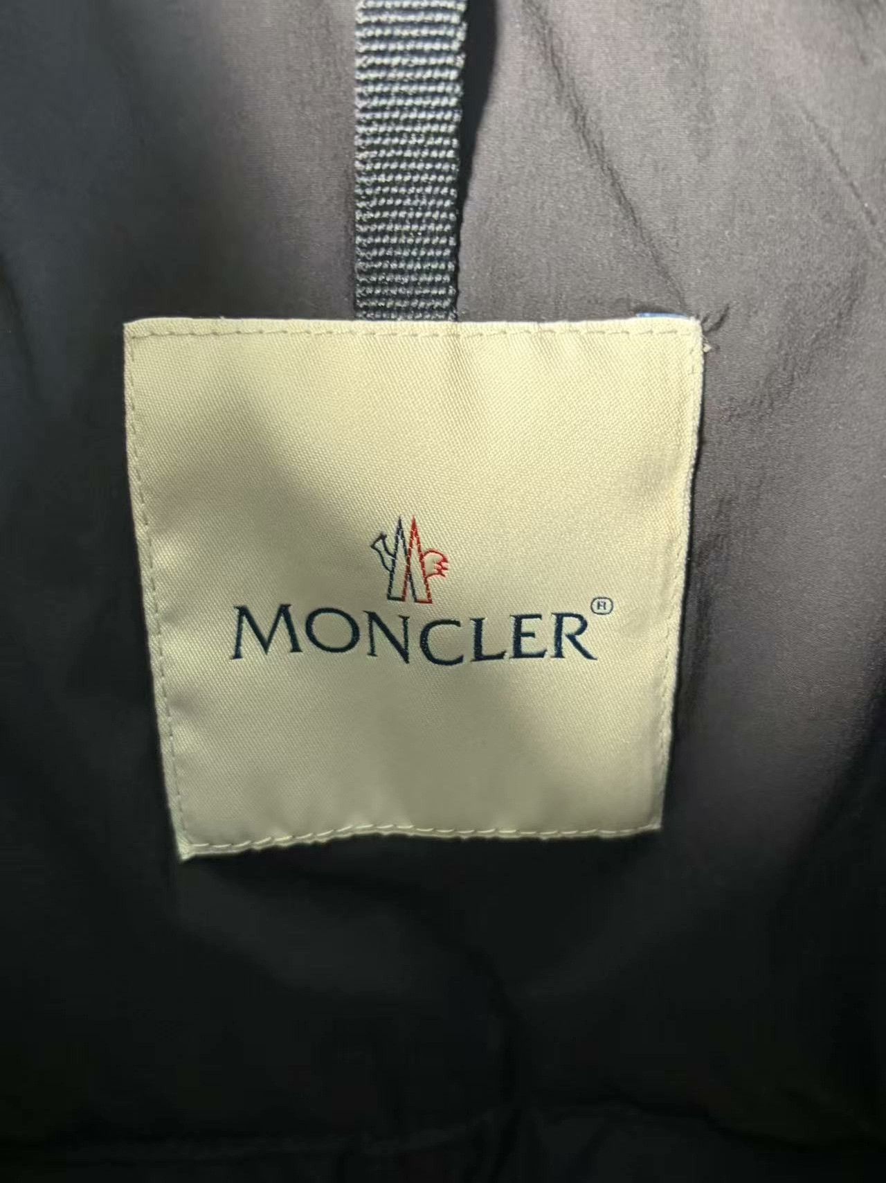 Moncler Moncler Retro Down Black Heavy Coat l Men Size US L / EU 52-54 / 3 - 4 Thumbnail