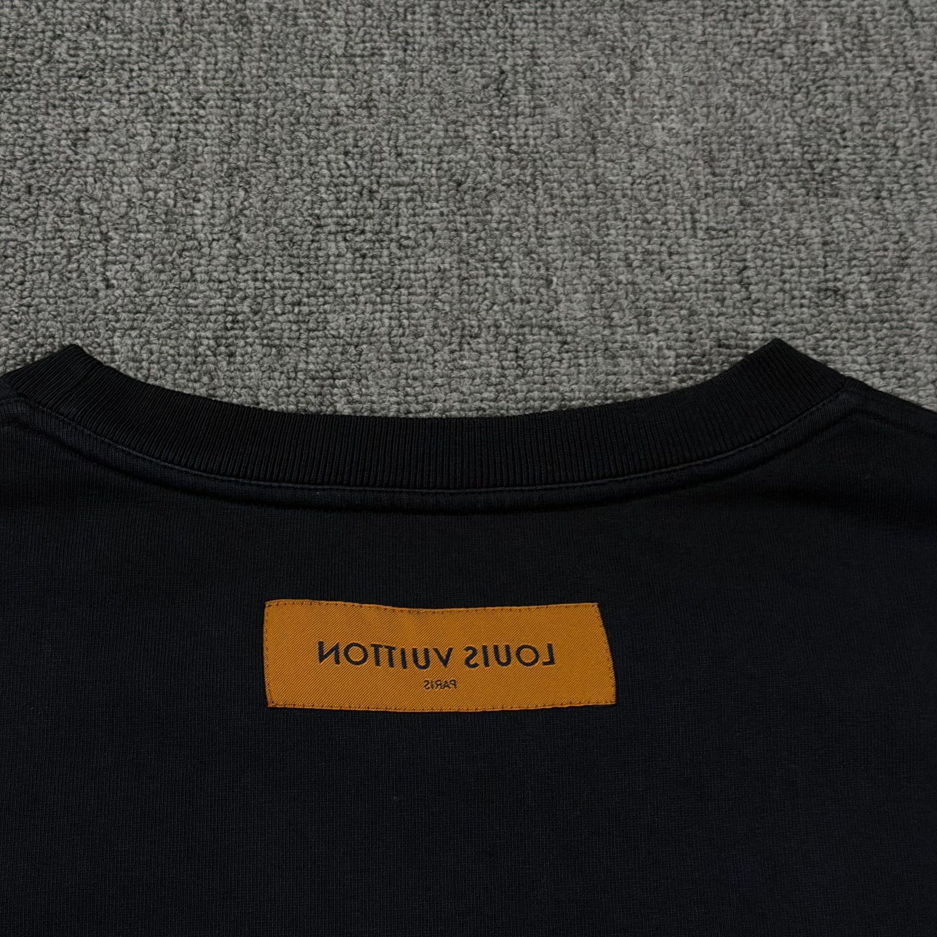 Louis Vuitton Louis Vuitton Staples Edition Logo T-Shirt XXL Size US XXL / EU 58 / 5 - 8 Thumbnail