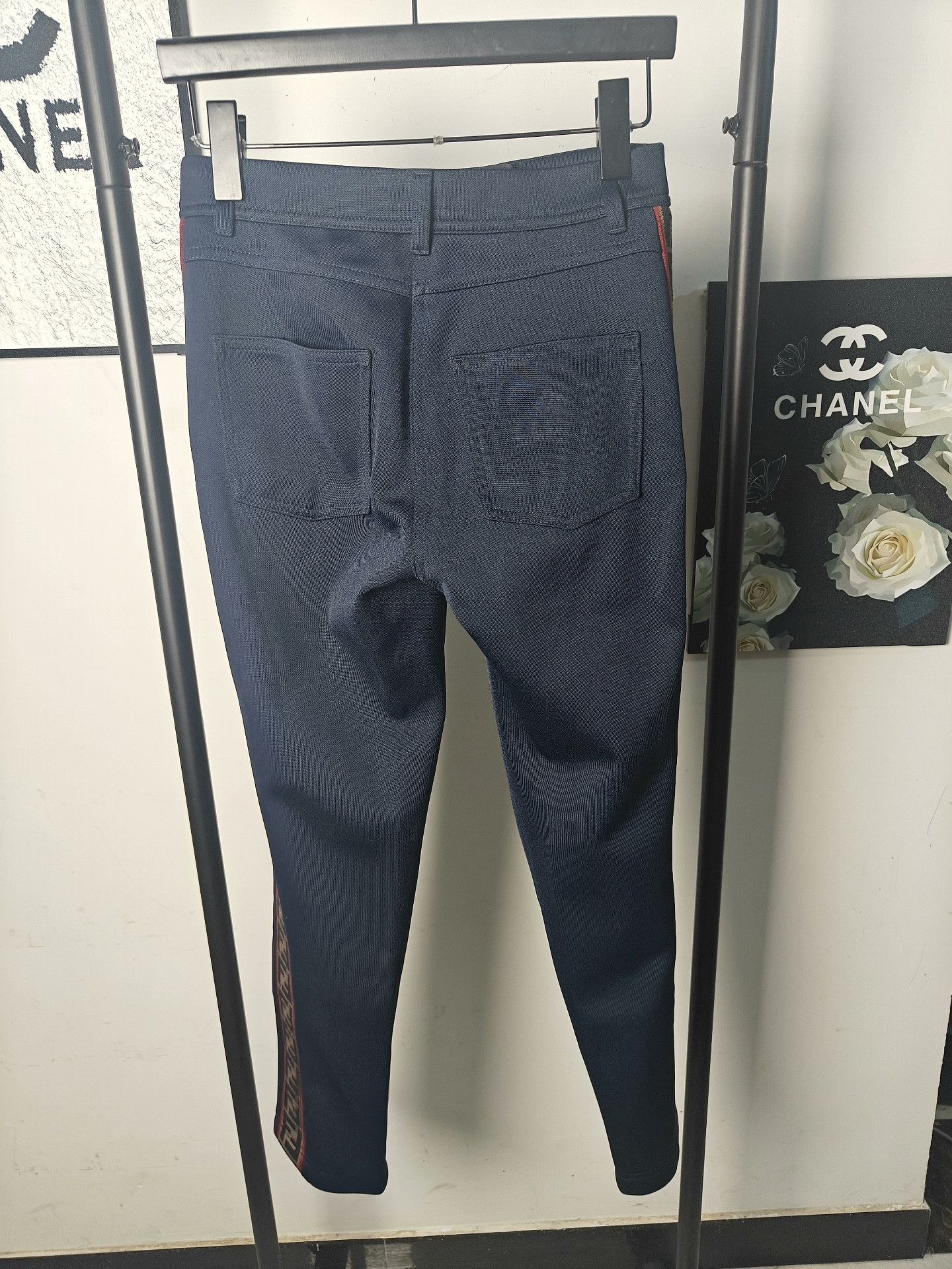Fendi Fendi White Casual Pants 32 Men Size US 32 / EU 48 - 2 Thumbnail