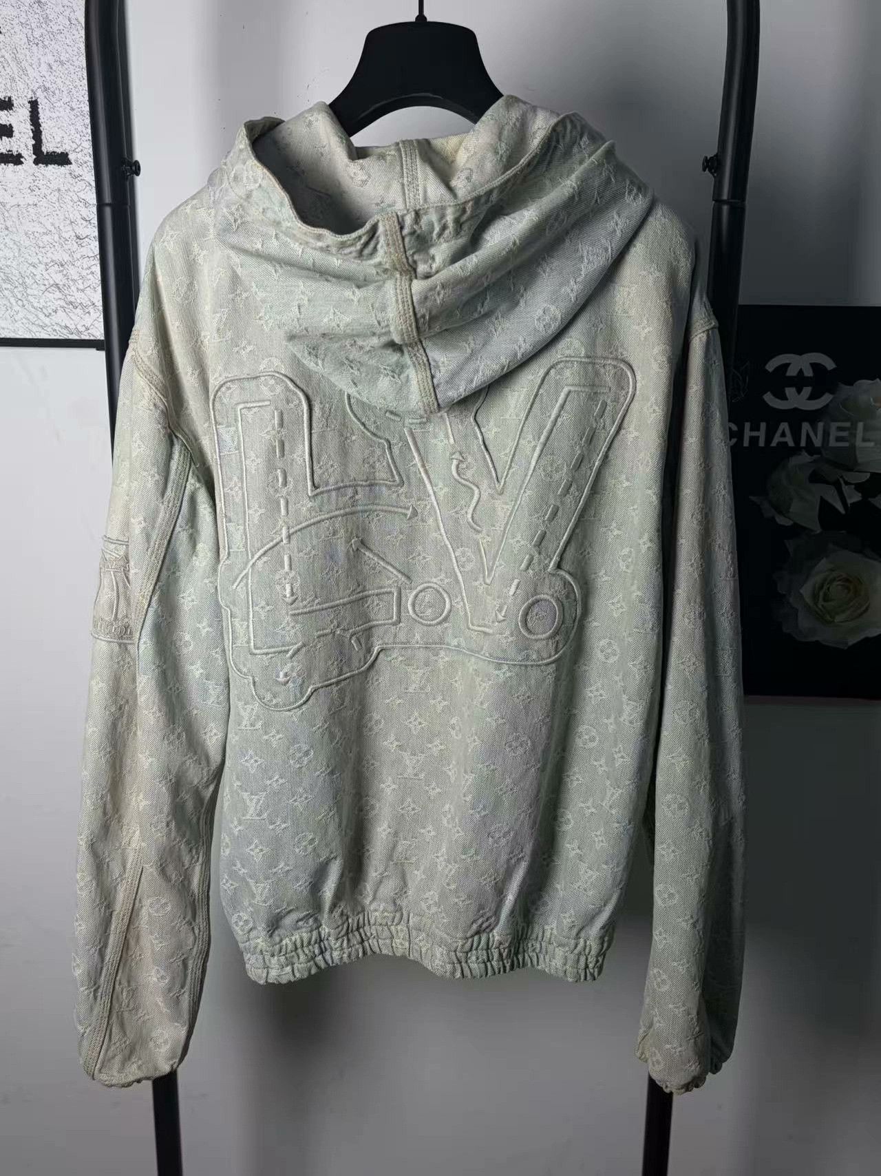 Louis Vuitton Louis Vuitton Collab Denim White Light Jacket m Men Size US M / EU 48-50 / 2 - 2 Thumbnail