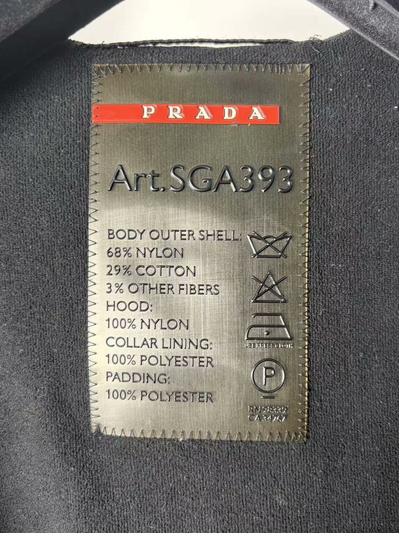 Prada Prada Retro White Light Jacket m Men Size US M / EU 48-50 / 2 - 4 Thumbnail