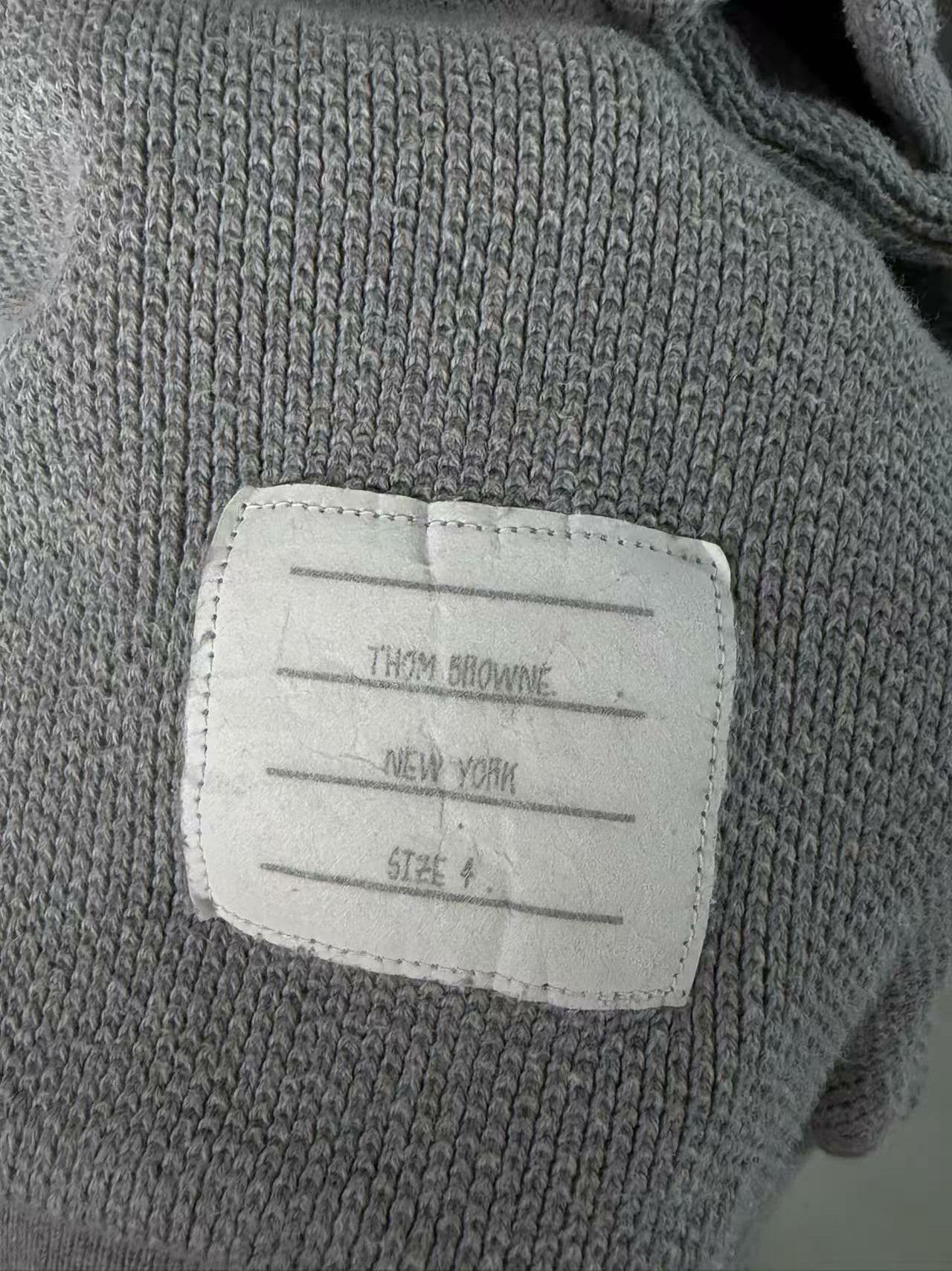 Thom Browne Thom Browne Knit White Sweater l Men Size US L / EU 52-54 / 3 - 4 Thumbnail