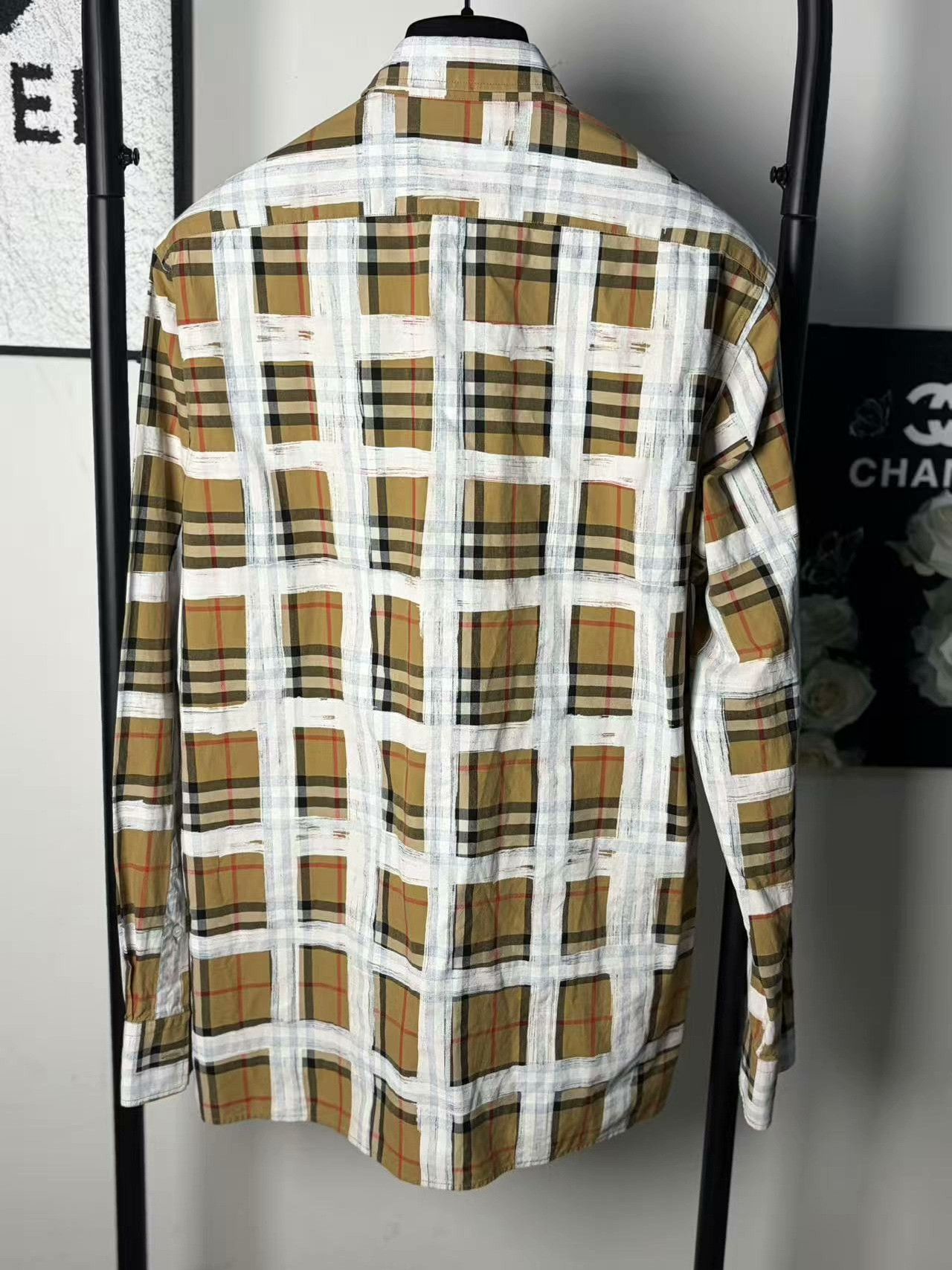 Burberry Burberry Graphic White Shirt l Men Size US L / EU 52-54 / 3 - 2 Thumbnail