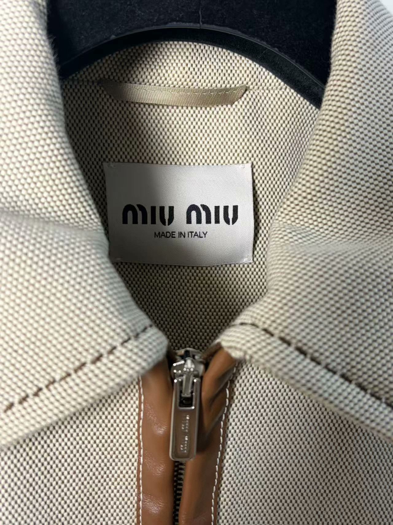 Miu Miu Miu Miu Retro White Jacket M Women Size M / US 6-8 / IT 42-44 - 3 Thumbnail