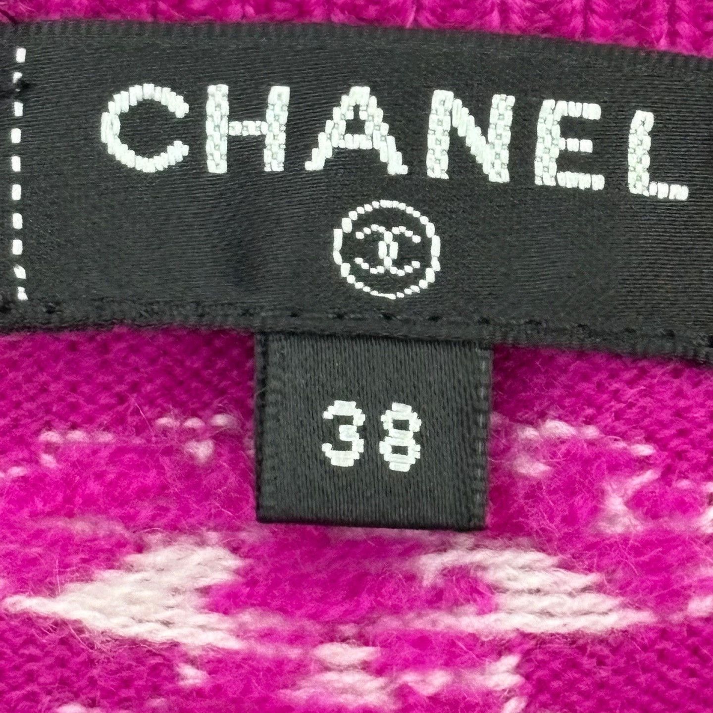 Chanel Chanel Pink Sweater S Women Size S / US 4 / IT 40 - 5 Thumbnail