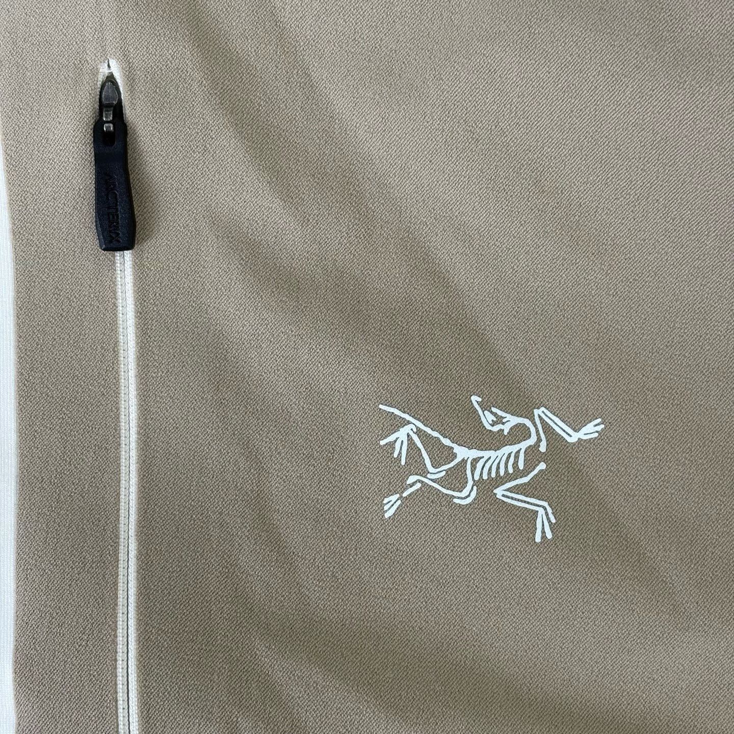 Arc'teryx Arc'teryx White Hoodie l Men Size US L / EU 52-54 / 3 - 5 Thumbnail