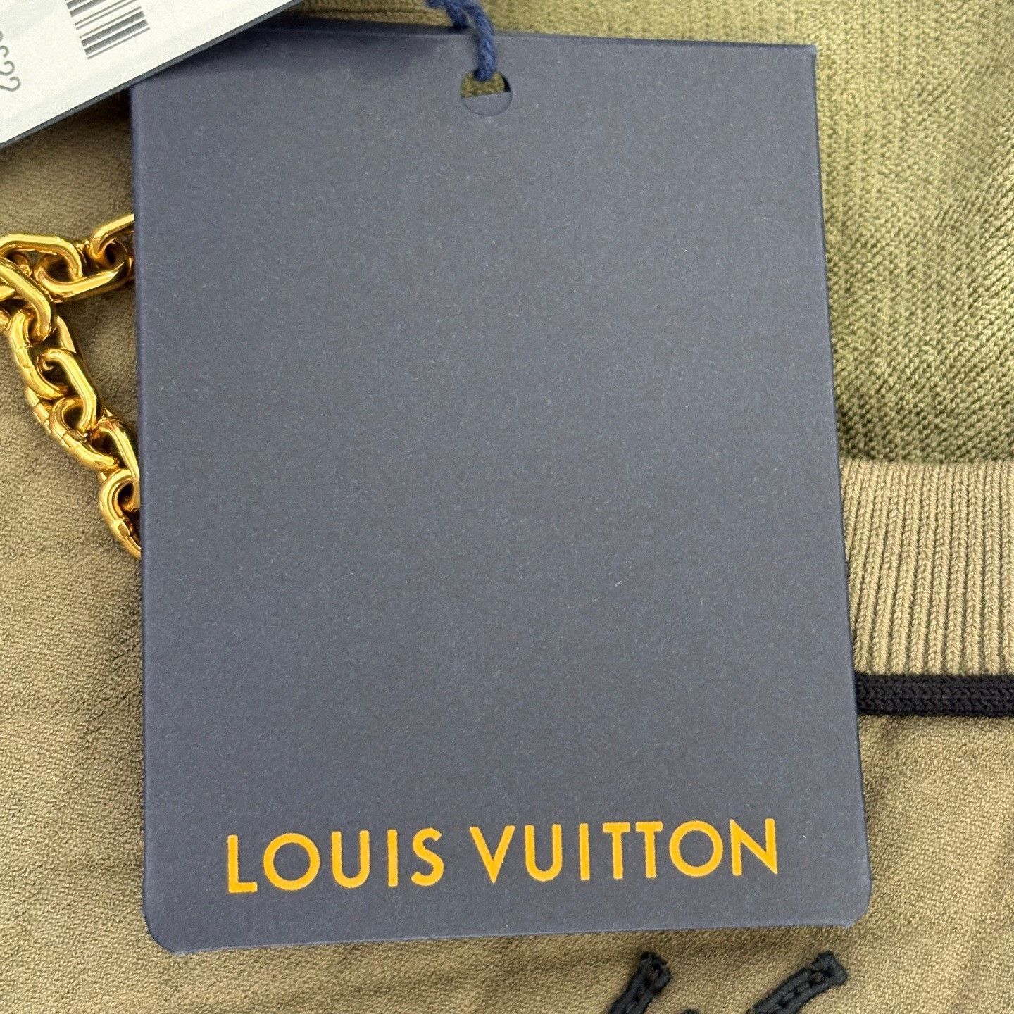 Louis Vuitton Louis Vuitton Wool Green T-Shirt M Women Size M / US 6-8 / IT 42-44 - 8 Thumbnail