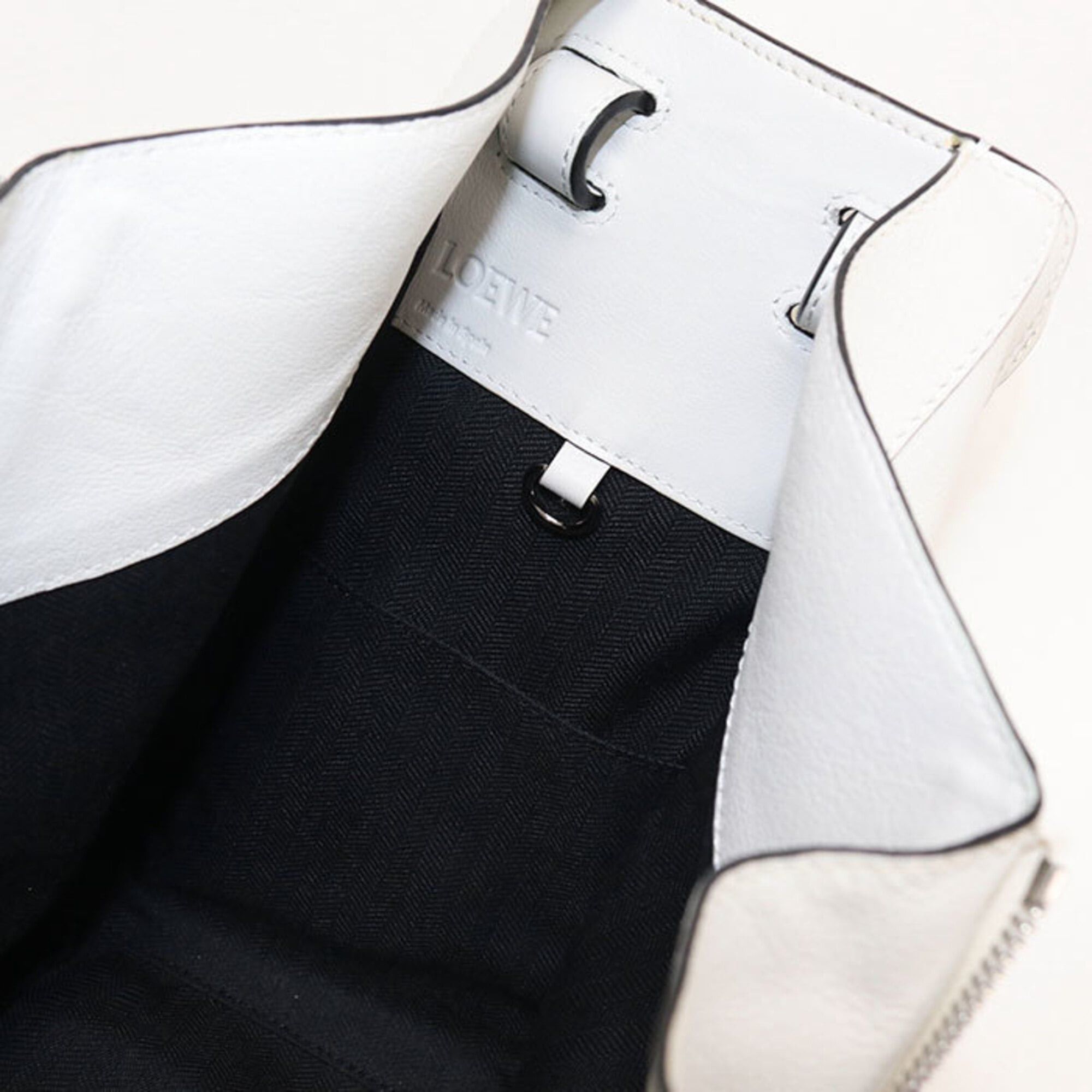 Loewe LOEWE Hammock Bag Small Handbag for Women, White Size ONE SIZE - 4 Thumbnail