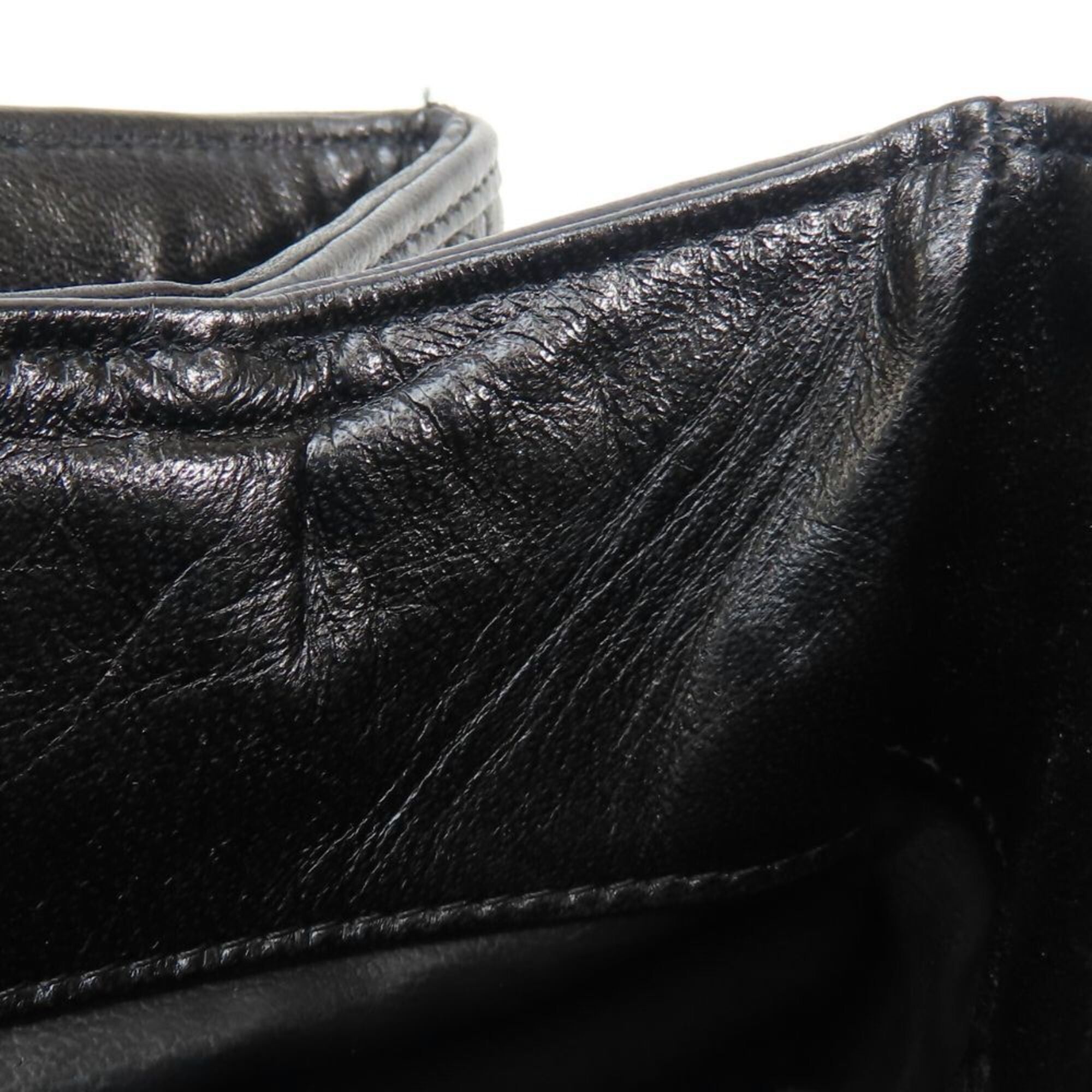 Bally Bally tote bag, quilted leather, black, gold hardware, chain, fringe, women's. Size ONE SIZE - 18 Thumbnail