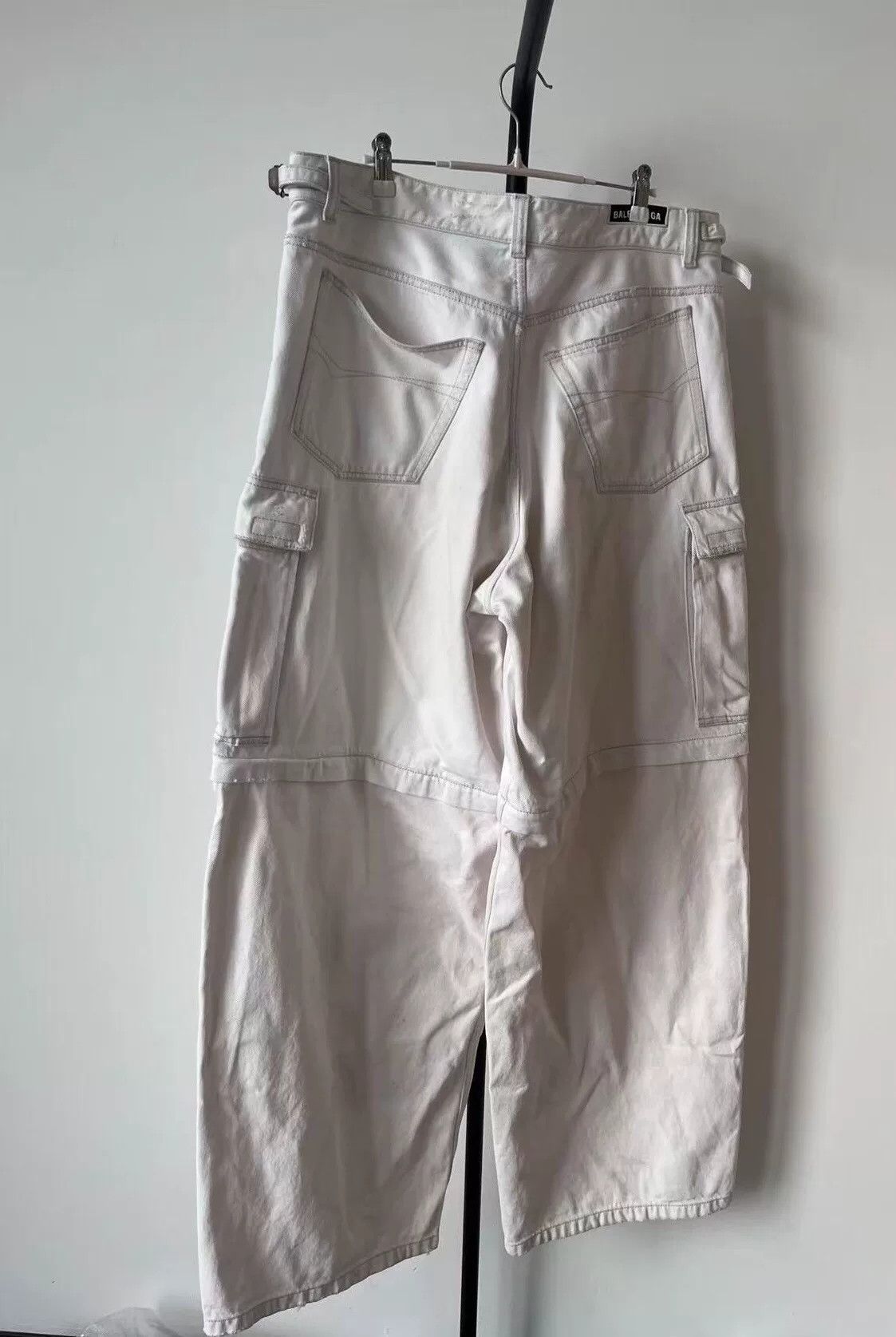 Balenciaga Balenciaga Solid Multi-Pocket Wide-Leg Jeans Size US 36 / EU 52 - 2 Thumbnail